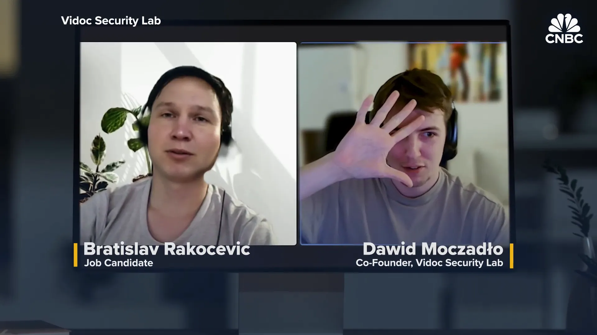 Hiring manager asking candidate to cover face during video interview to detect deepfake