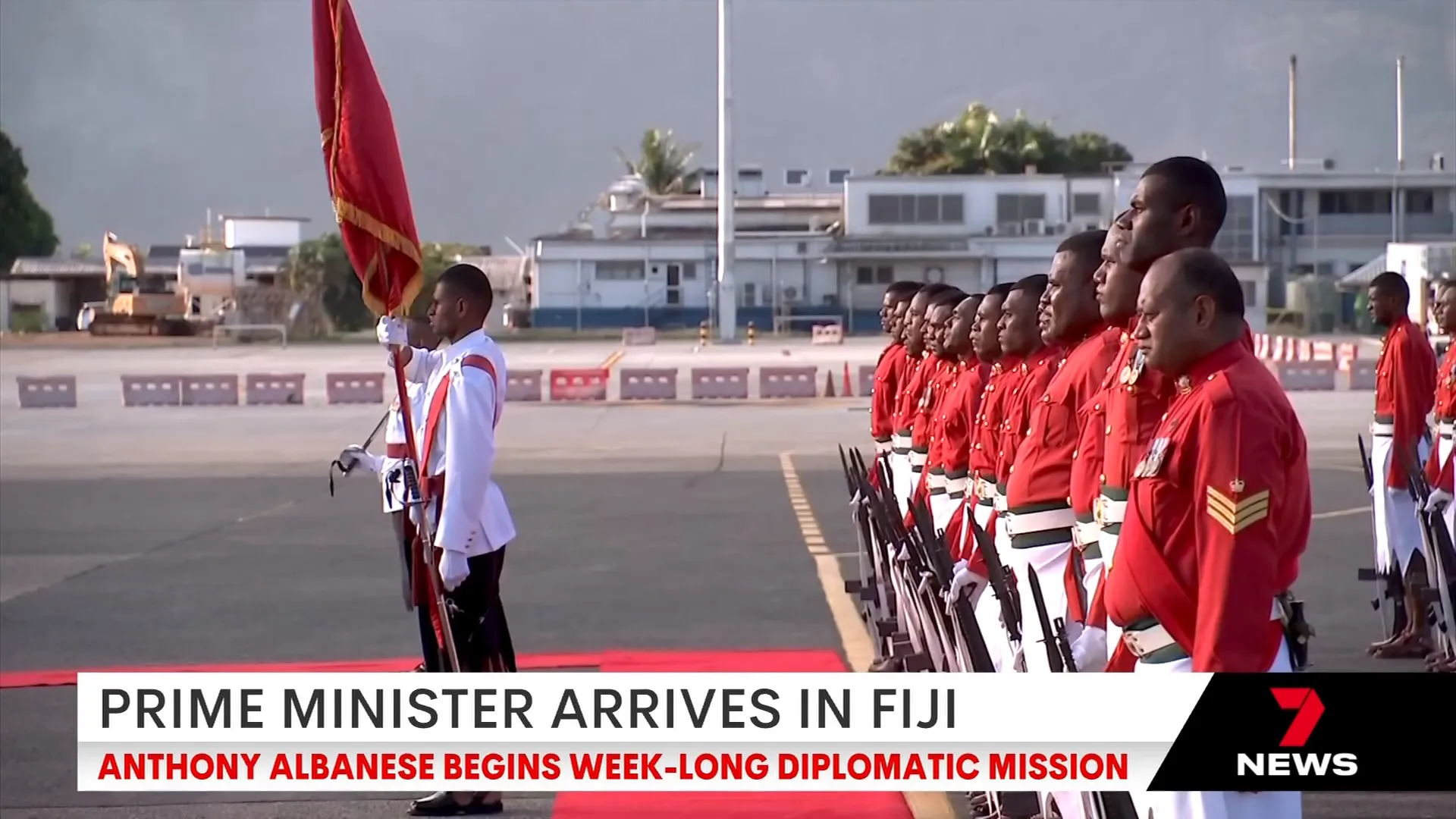 Military welcome for Anthony Albanese in Fiji