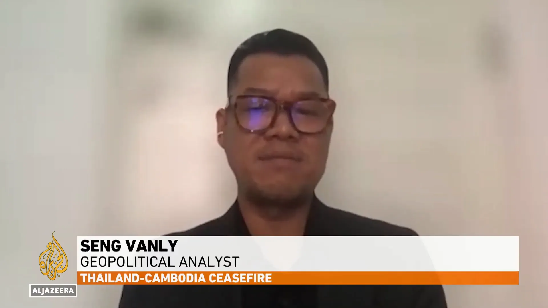 Analysts discussing military conscription challenges