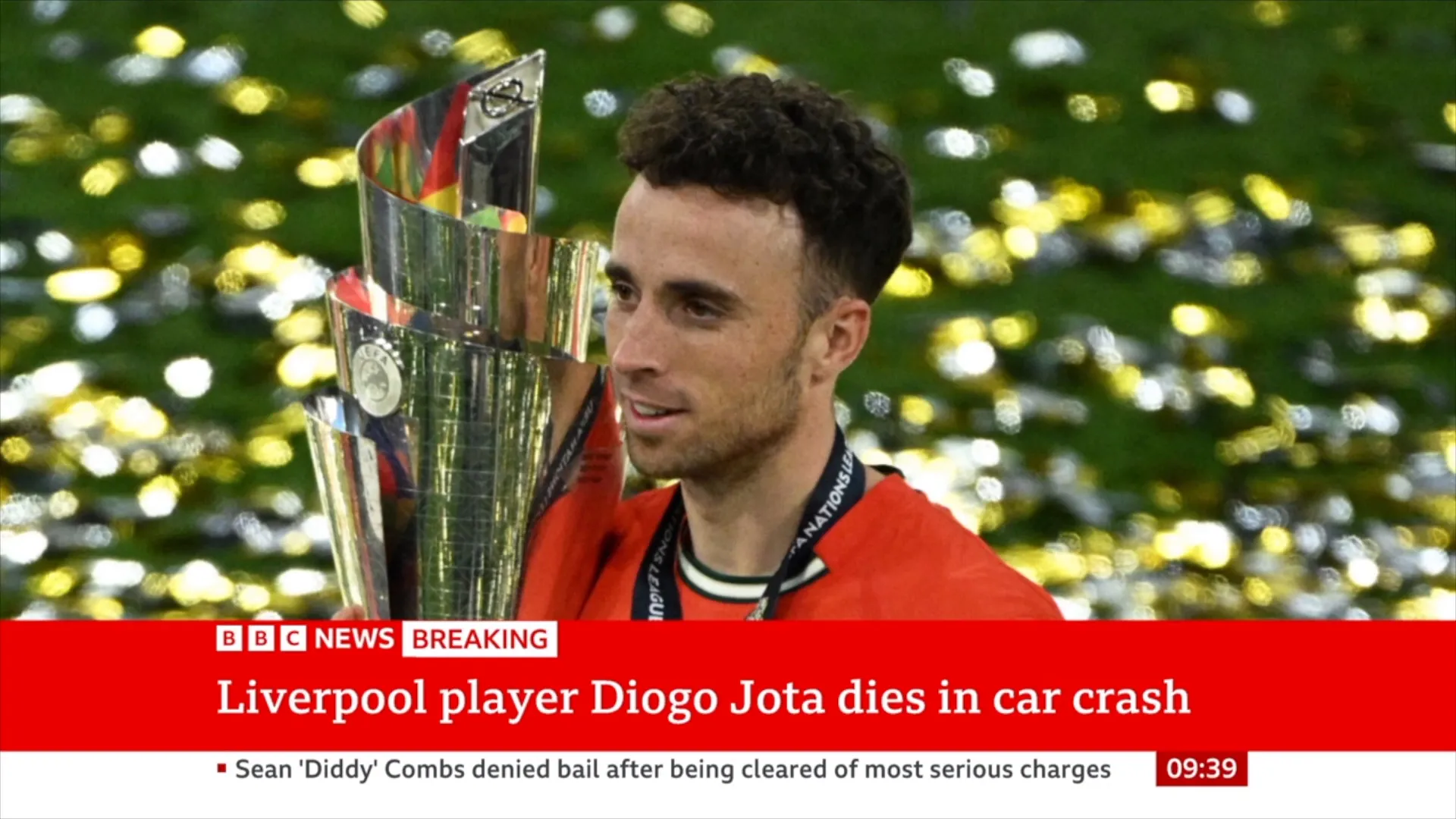 Diogo Jota in Liverpool kit