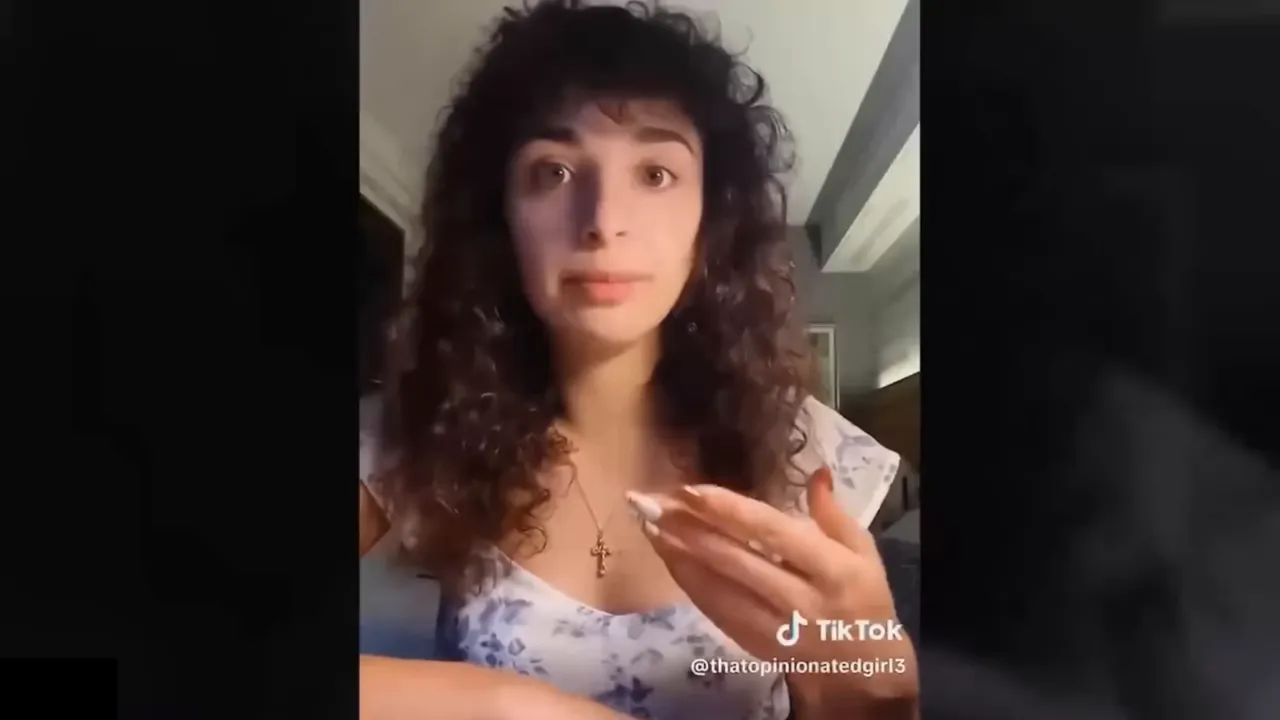 TikTok influencer at the Netanyahu meeting answering questions