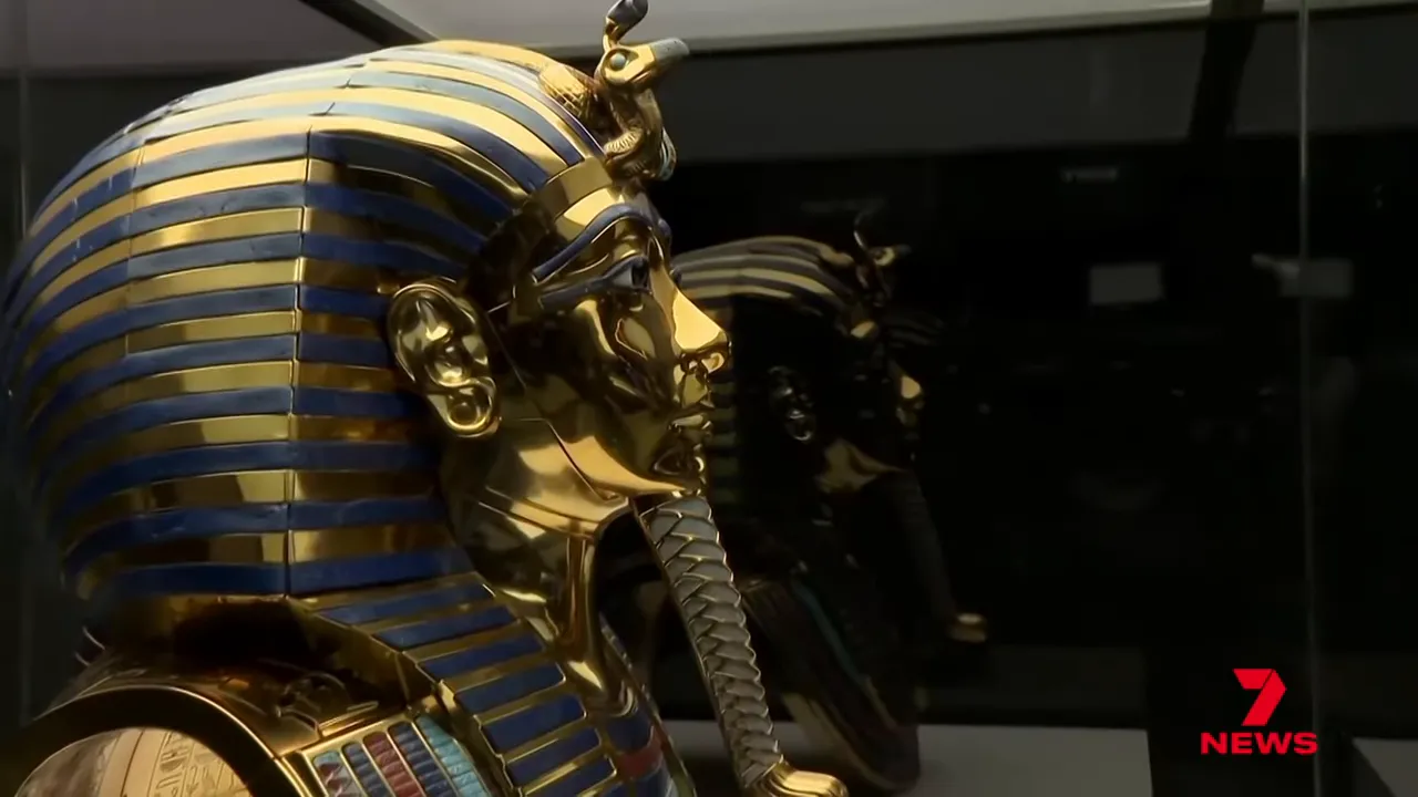 Display case with Tutankhamun-era artefacts