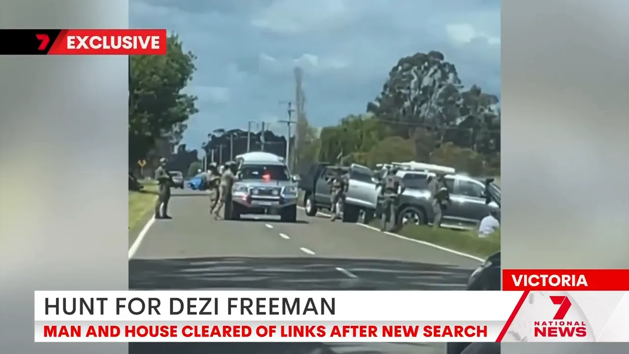 Police swooped on a rural town about 120 kilometres west of Porepunkah