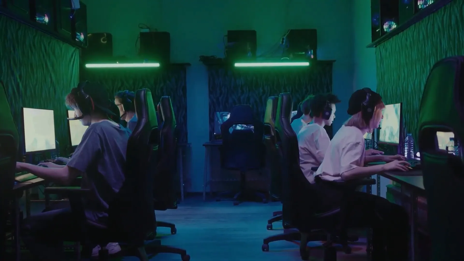 The Dark Side of AI in Gaming: Uncovering Hidden Dangers 5 Cheating in gaming