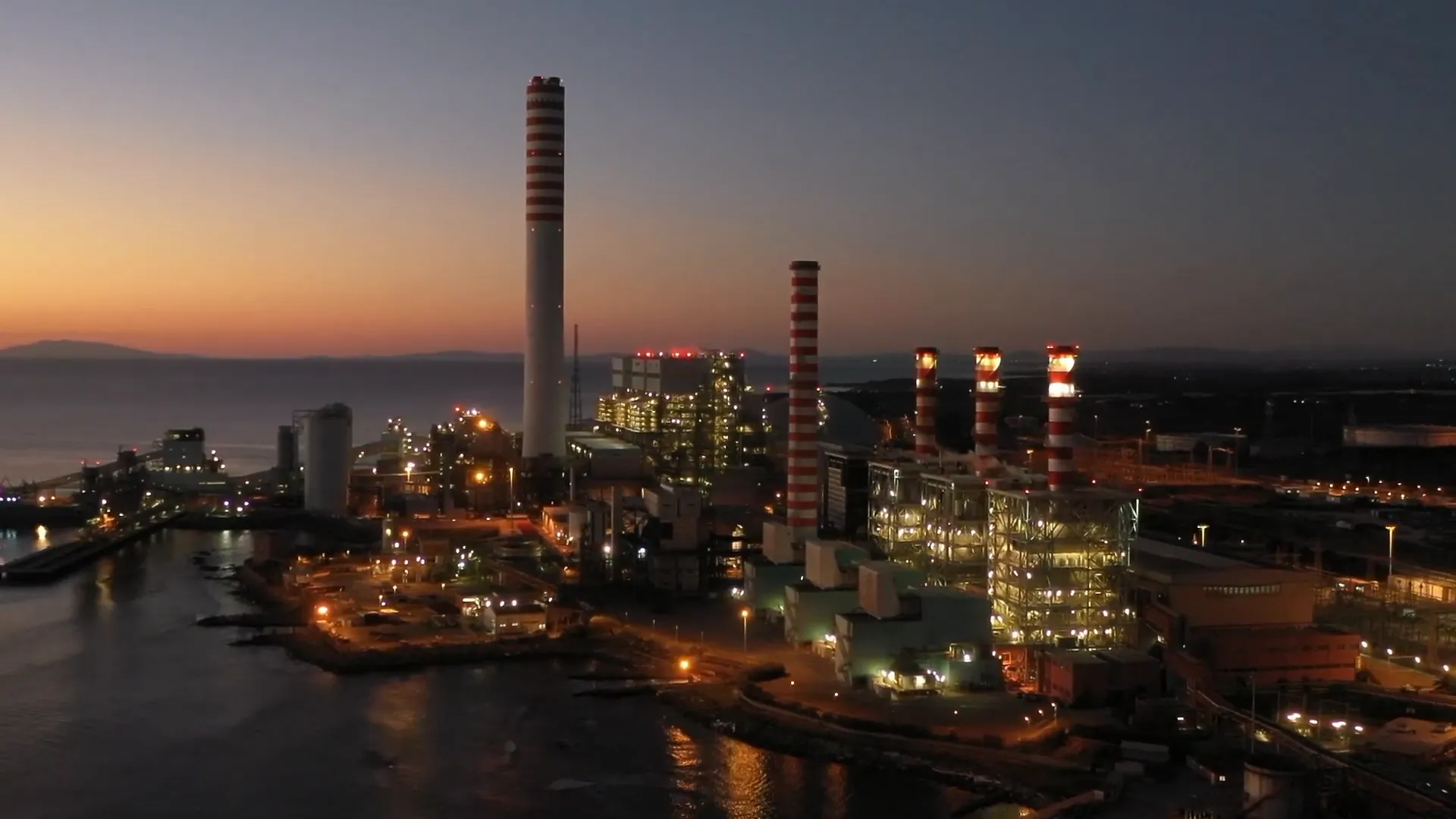 Google AI NUCLEAR: A Groundbreaking Step into Sustainable Energy 2 Nuclear energy provides stable power for AI operations.