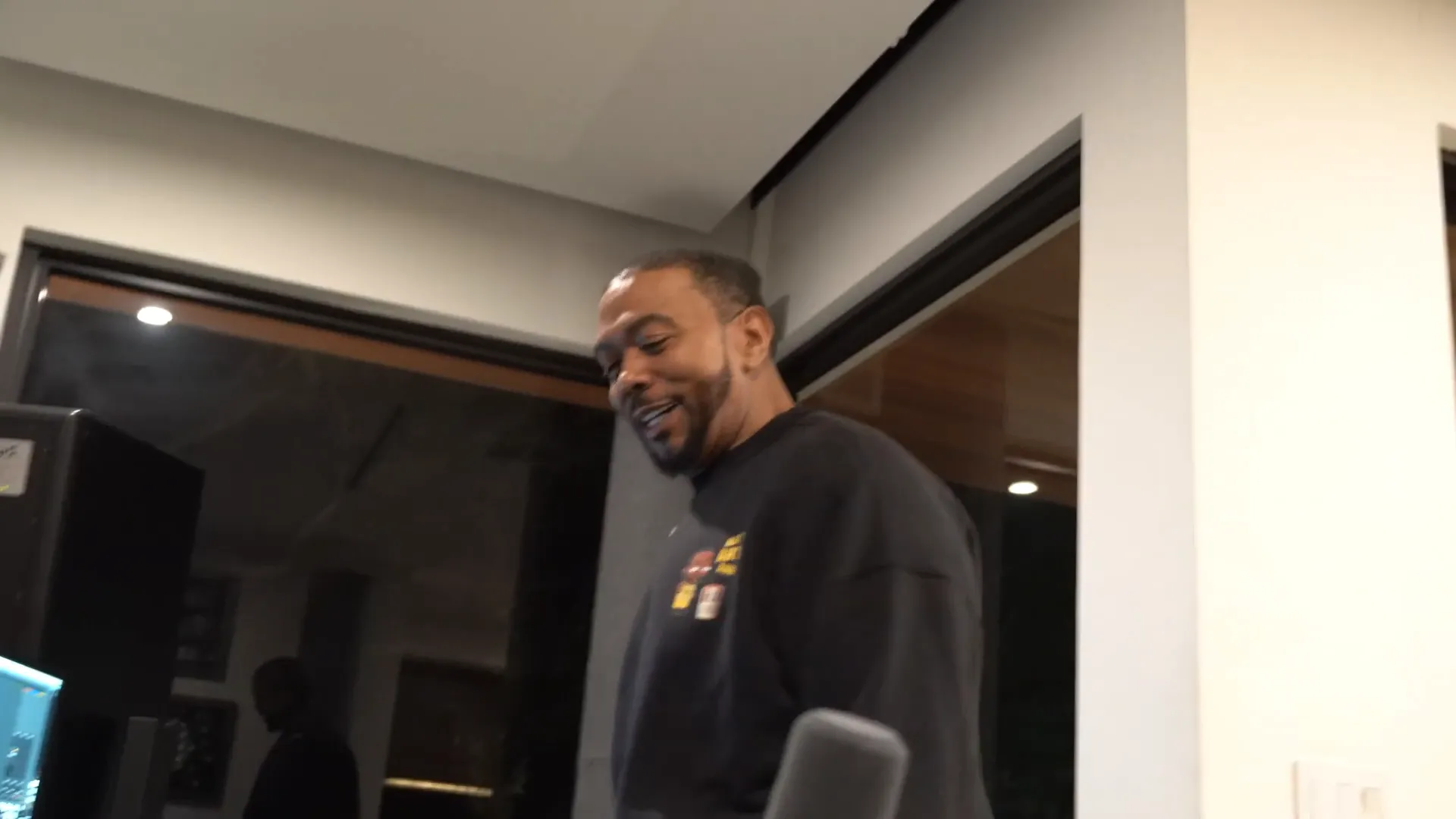 Timbaland redefining music production with AI