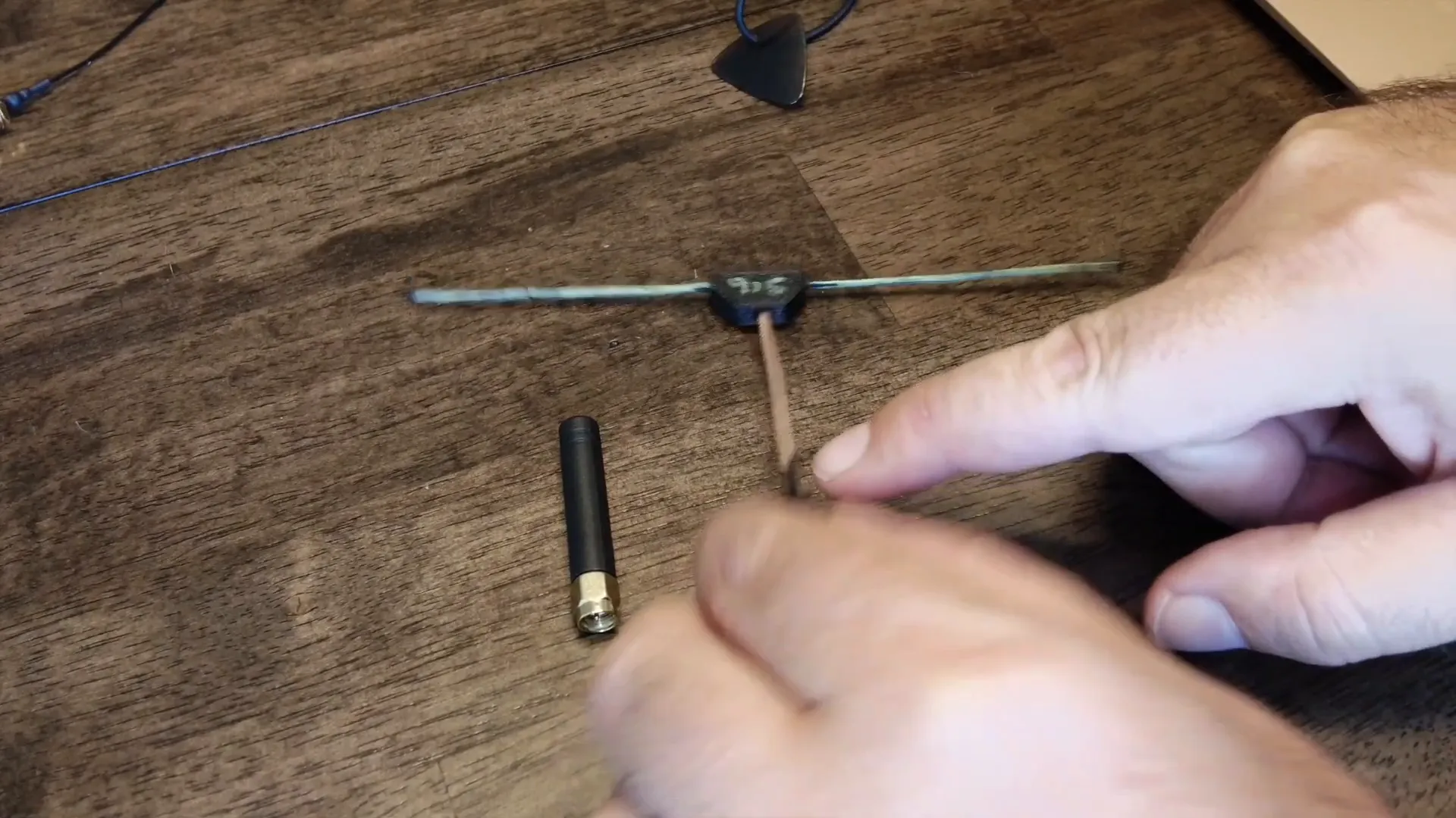 Basic DIY antenna structure