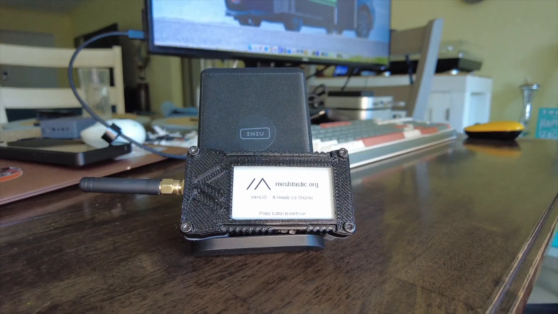 InkHUD heads-up display on Heltec E-Paper after flashing