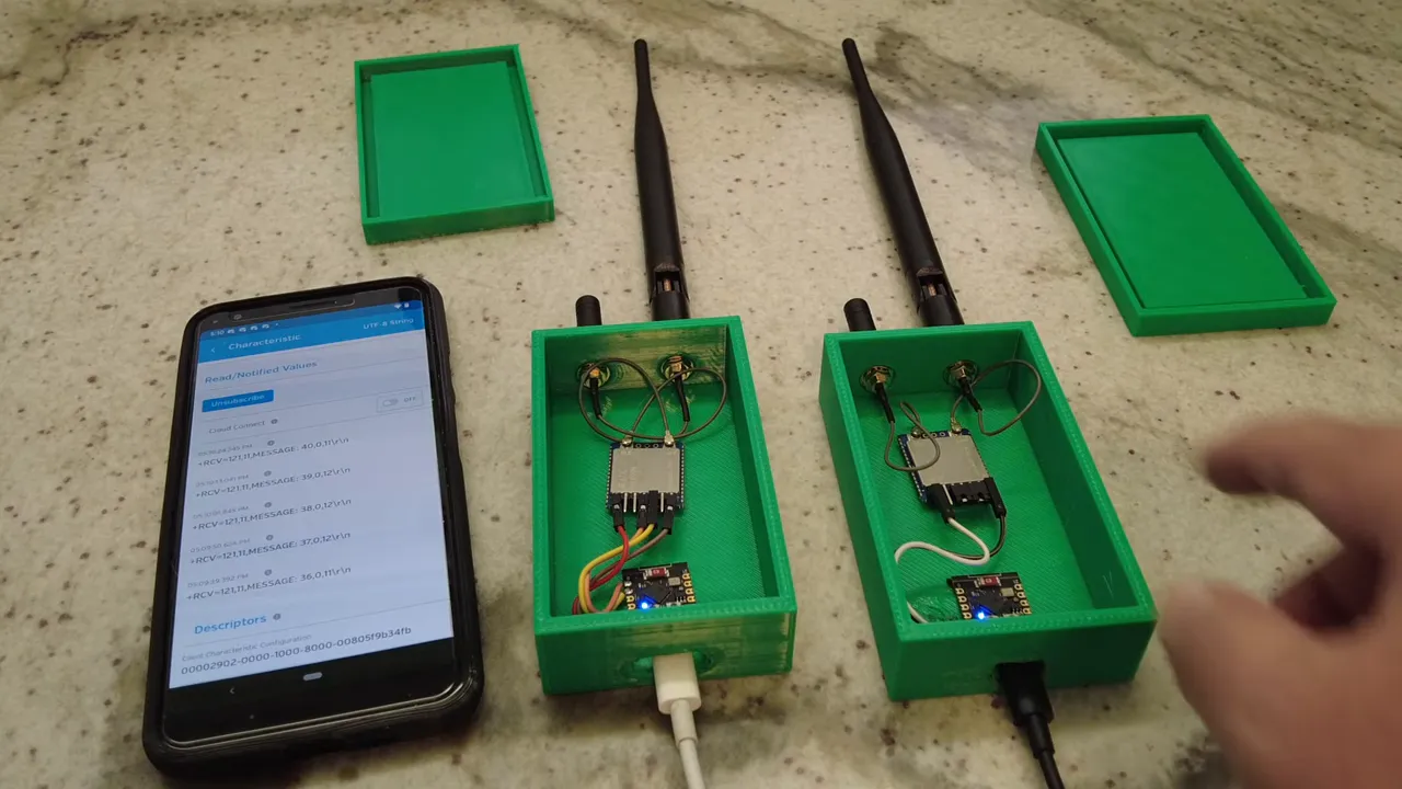 Phone connected via Bluetooth LE showing incoming LoRa-to-Bluetooth messages while the REYAX bridge nodes run in green 3D-printed enclosures with antennas