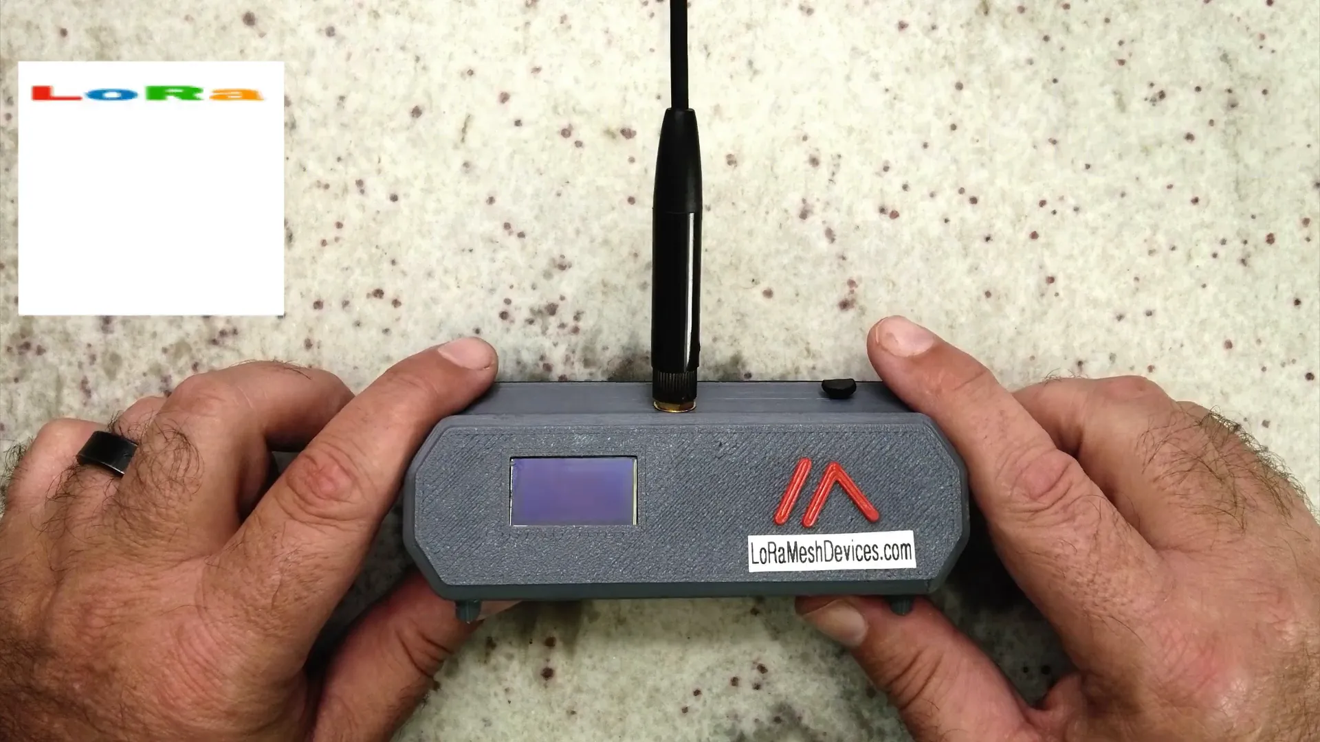 Overview of the Meshtastic node with LCD screen and button