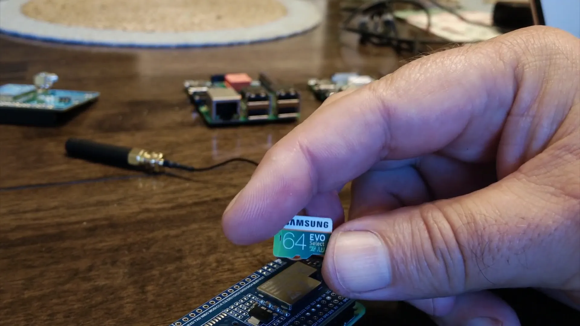 Installing Ubuntu on Raspberry Pi