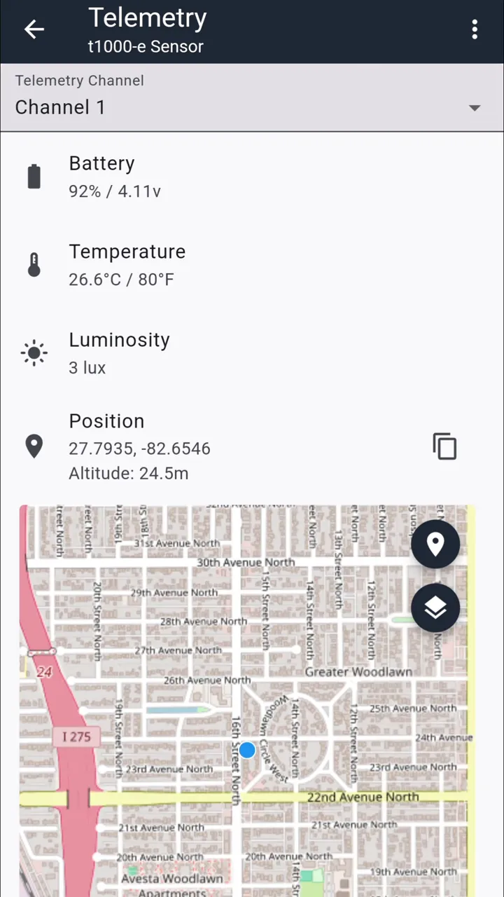 MeshCore telemetry showing battery 92% 4.11v, temperature 26.6°C, luminosity 3 lux and GPS coordinates with map