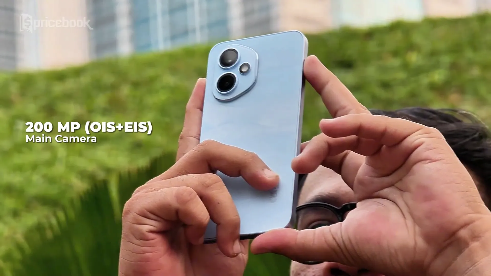 Honor 400 5G dengan kamera utama 200MP dan desain premium
