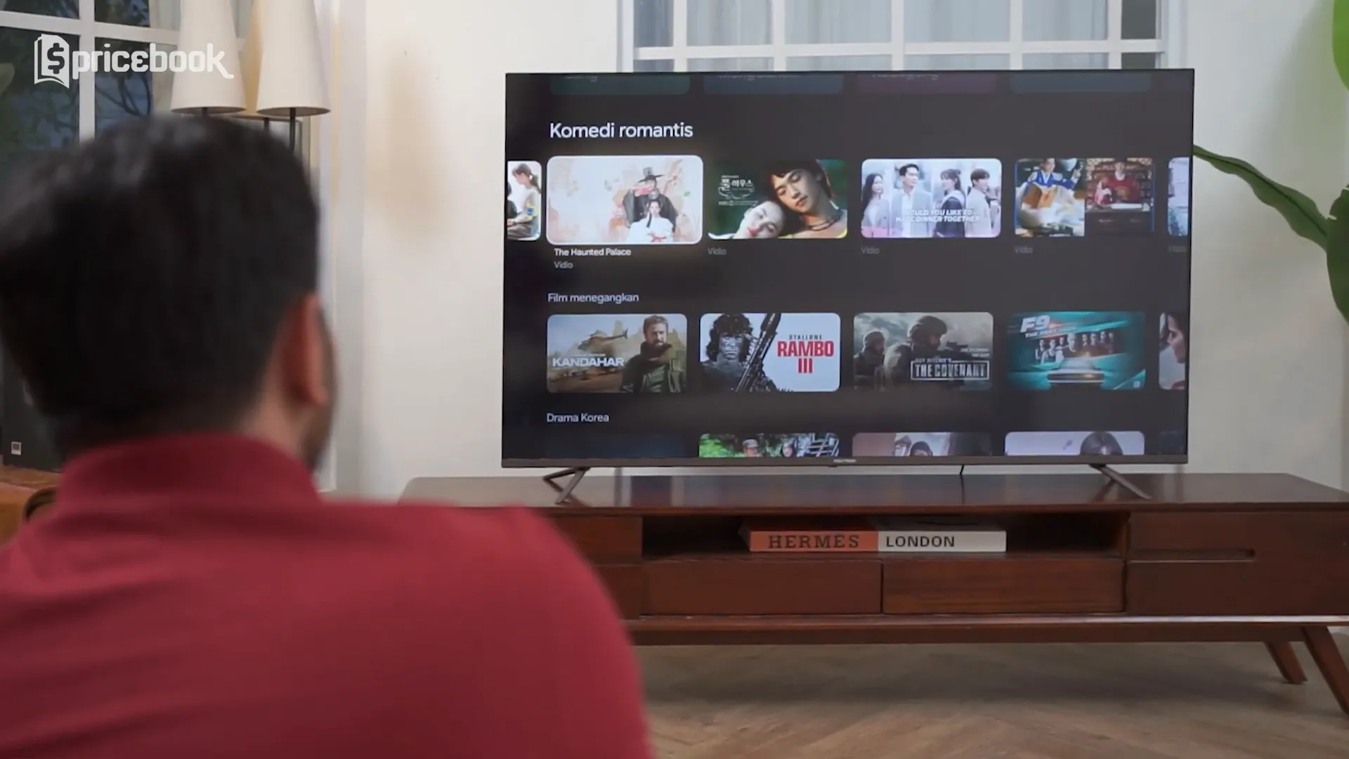 Remote TV Polytron dengan tombol Google Assistant dan shortcut aplikasi