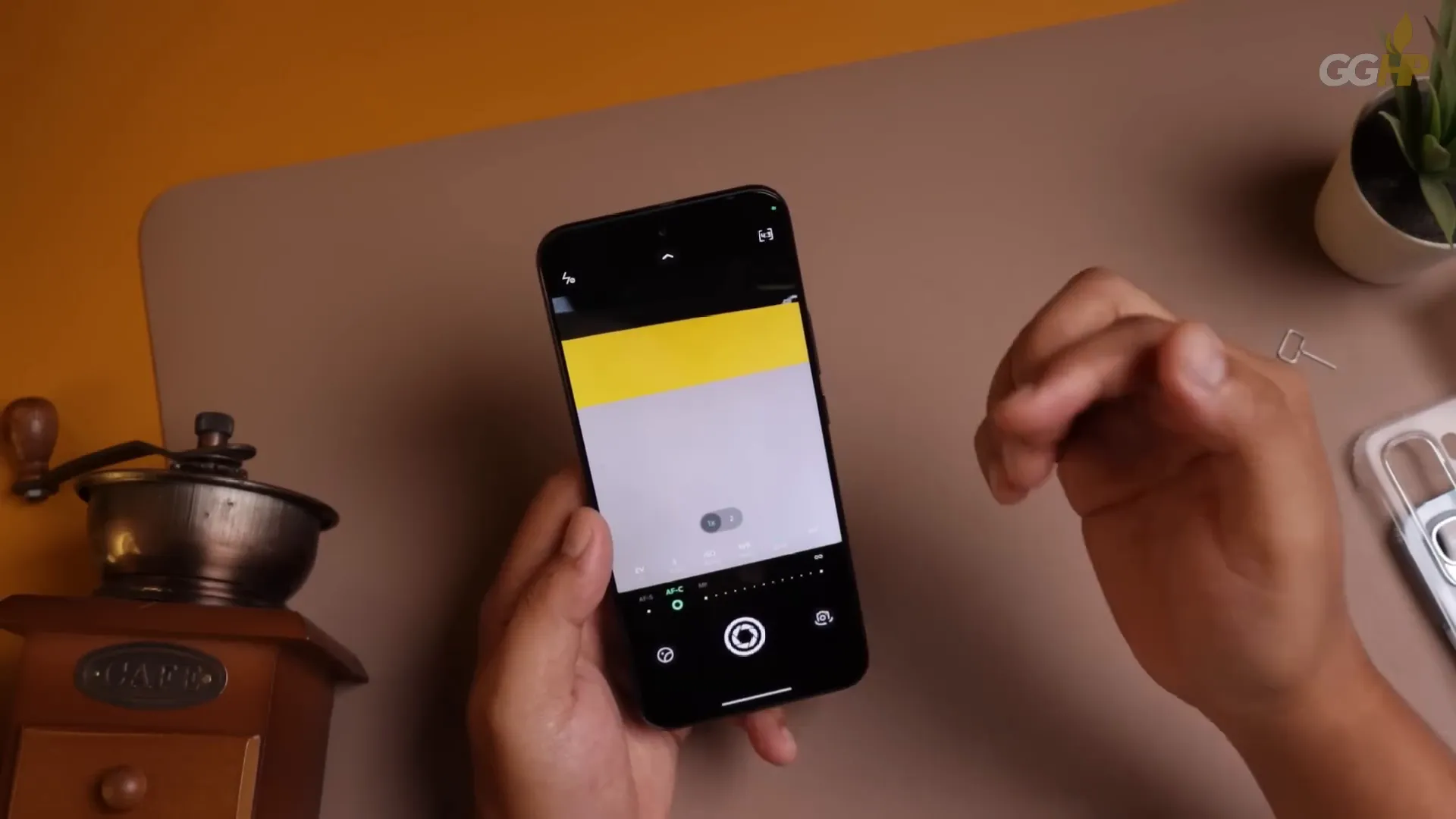 Tampilan mode kamera Pro dengan pengaturan manual lengkap di Infinix HOT 60 Pro+