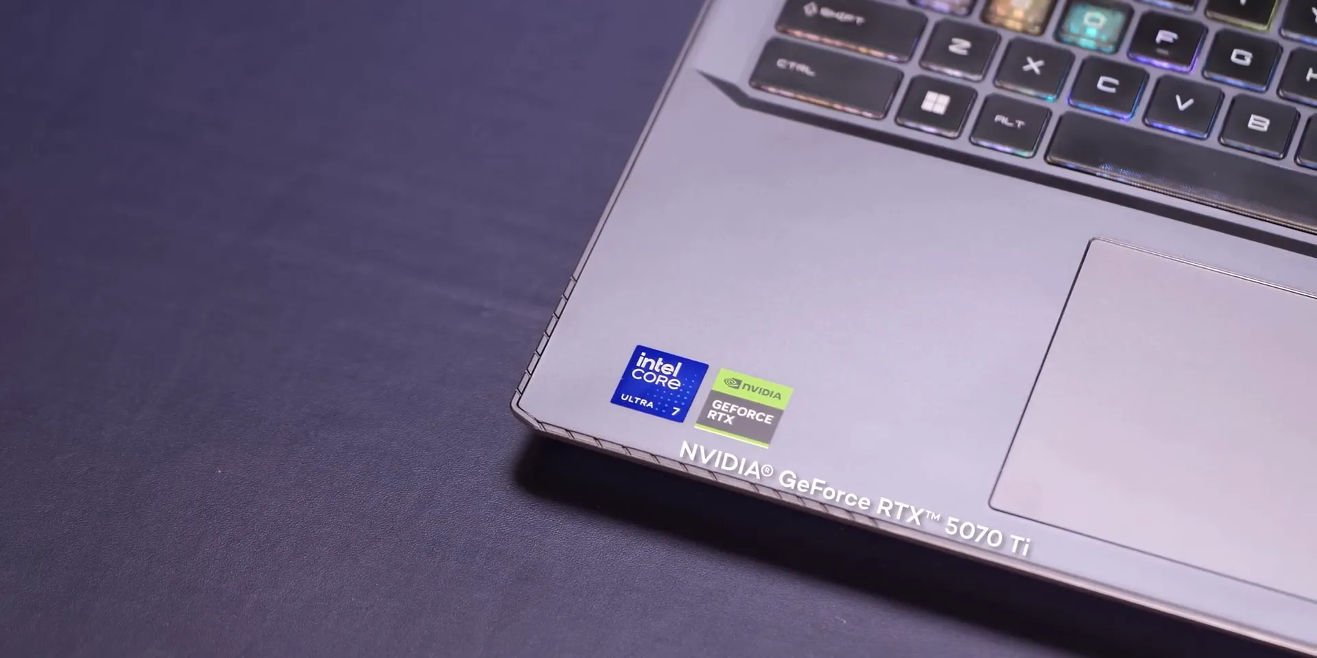 MSI Vector 16 HX AI dengan NVIDIA GeForce RTX 5070 Ti