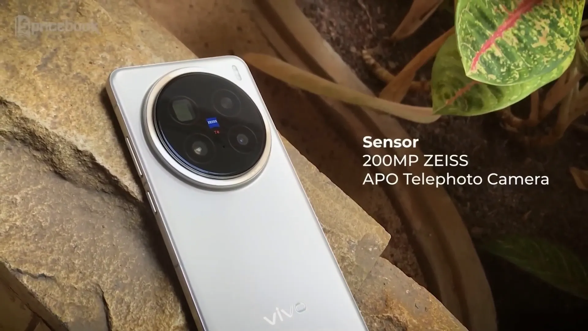 Vivo X200 Pro dengan kamera telefoto periskop 200MP