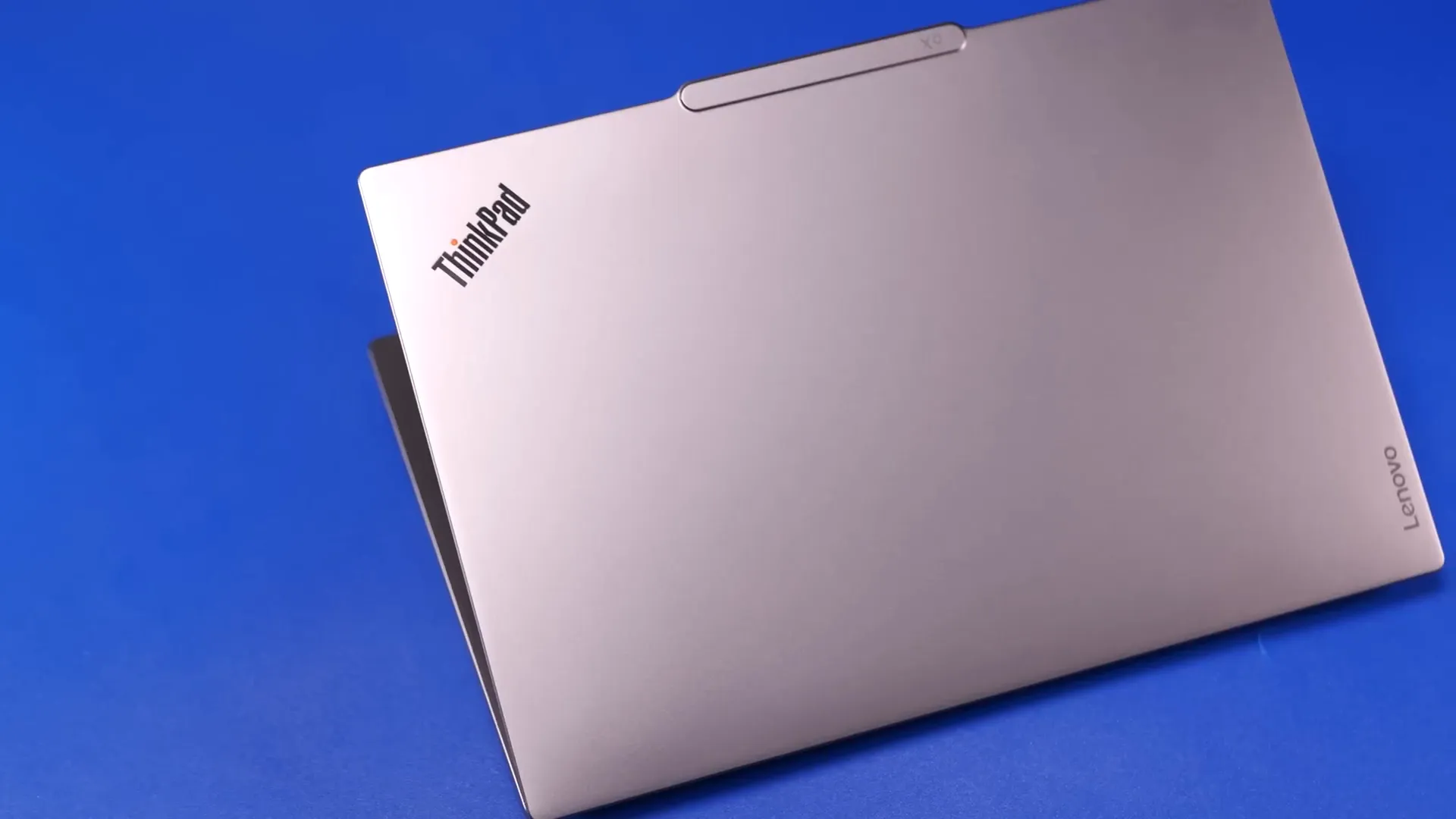 Desain minimalis dan elegan Lenovo ThinkPad X9 Aura Edition