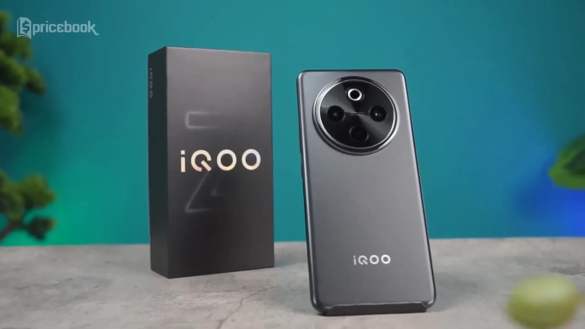 iQOO Z10 menonjol dengan baterai besar 7300 mAh