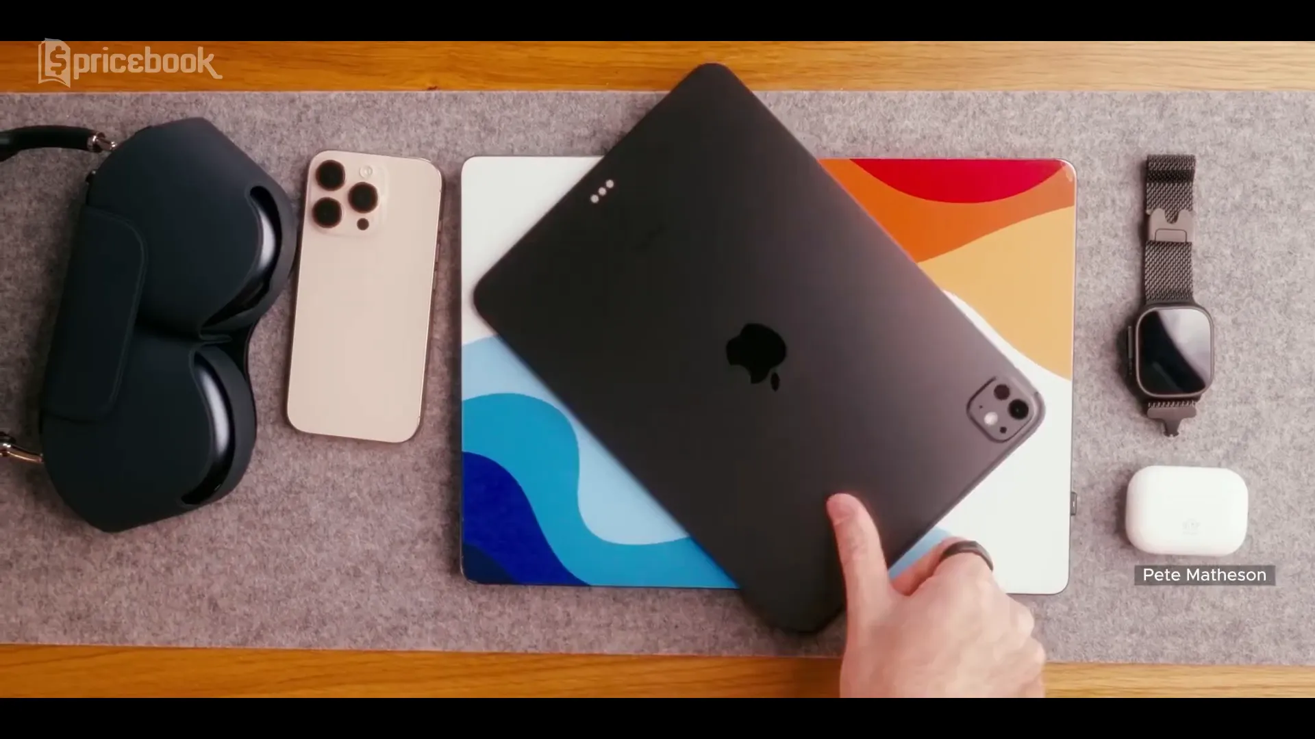Bocoran hardware Apple dalam kode software