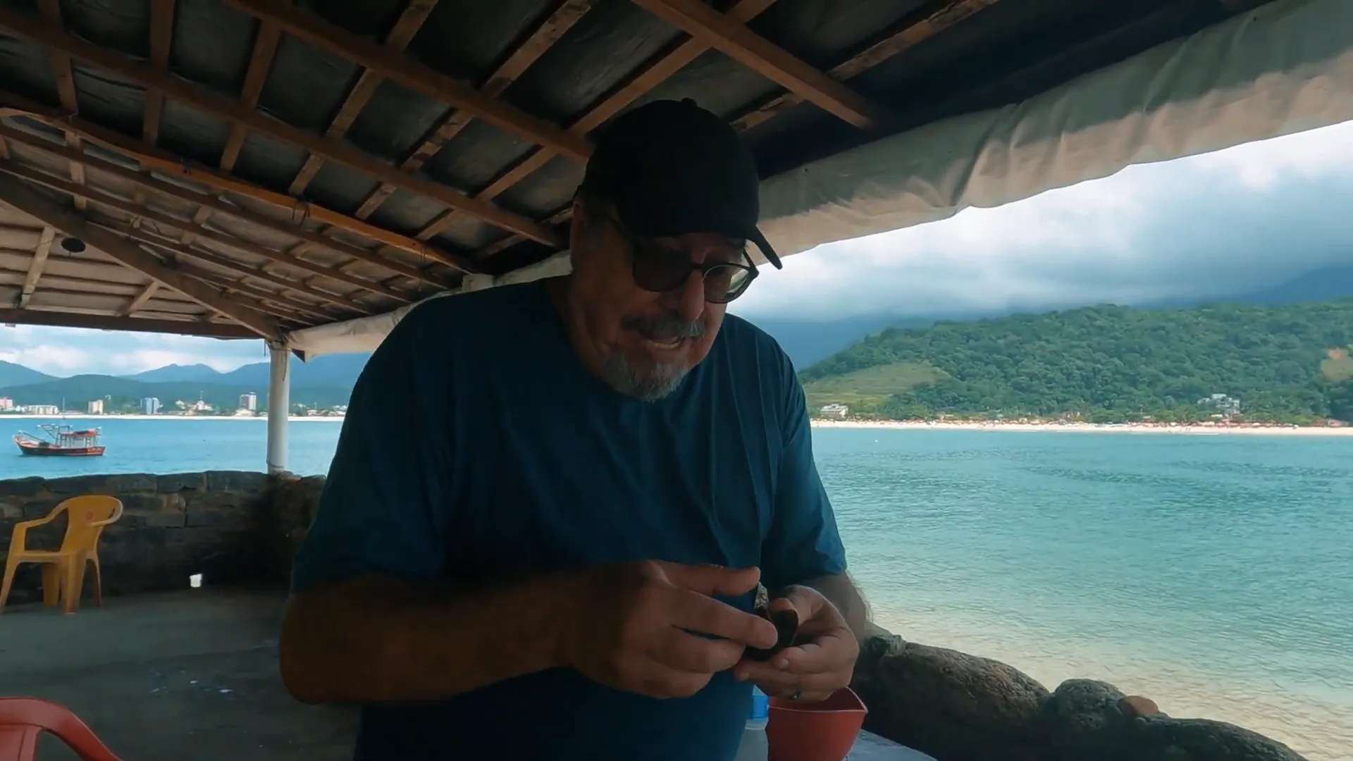 Fazenda de Mariscos na Ilha da Cocanha: Uma Experiência Única em Caraguatatuba 11 Degustação dos mariscos