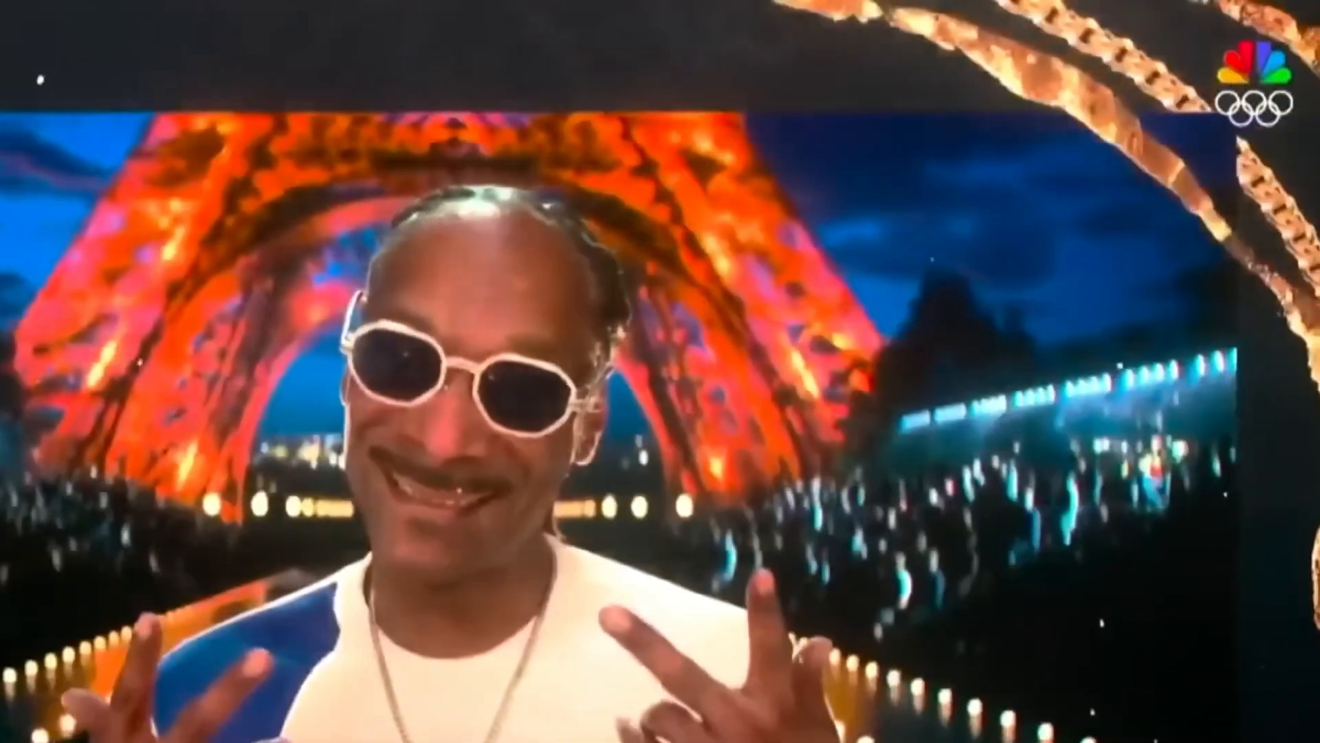 Snoop Dogg reacting to Simone Biles