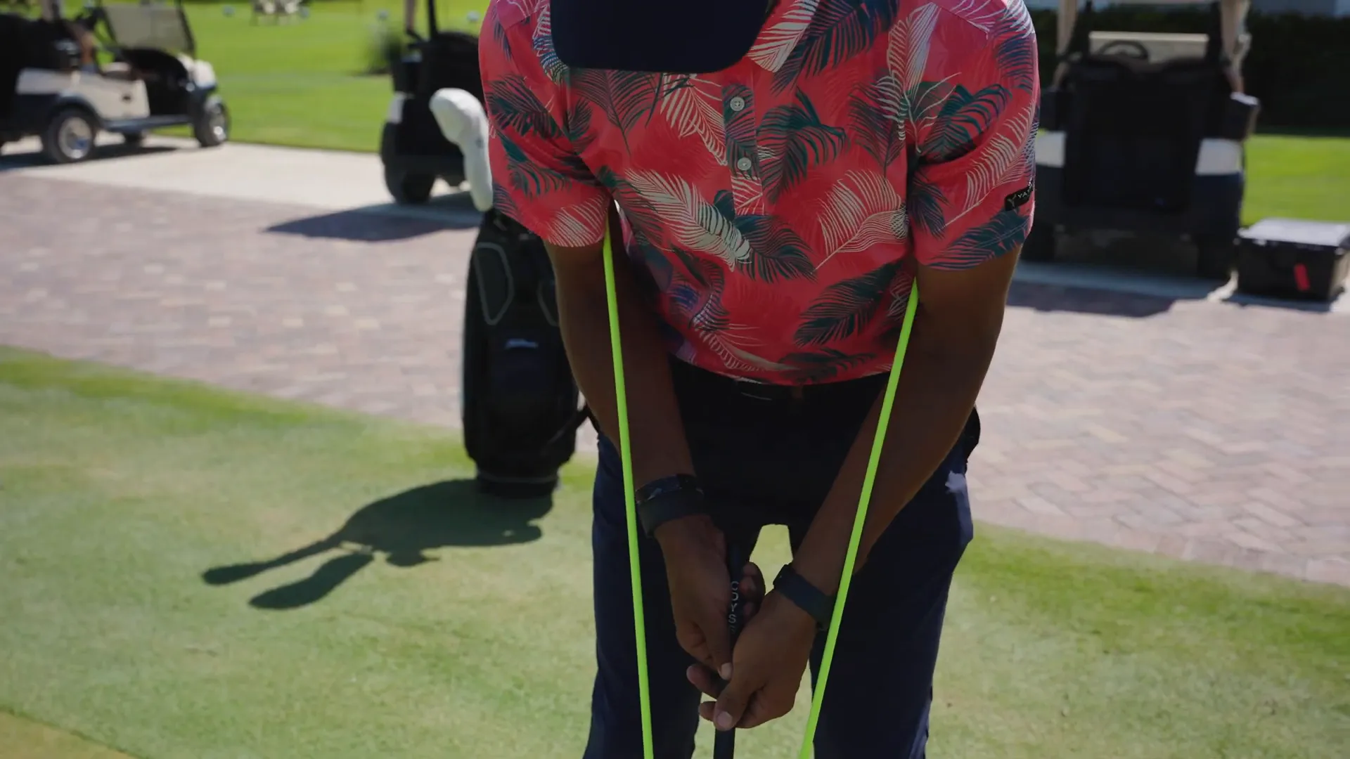 Using the training aid as alignment sticks