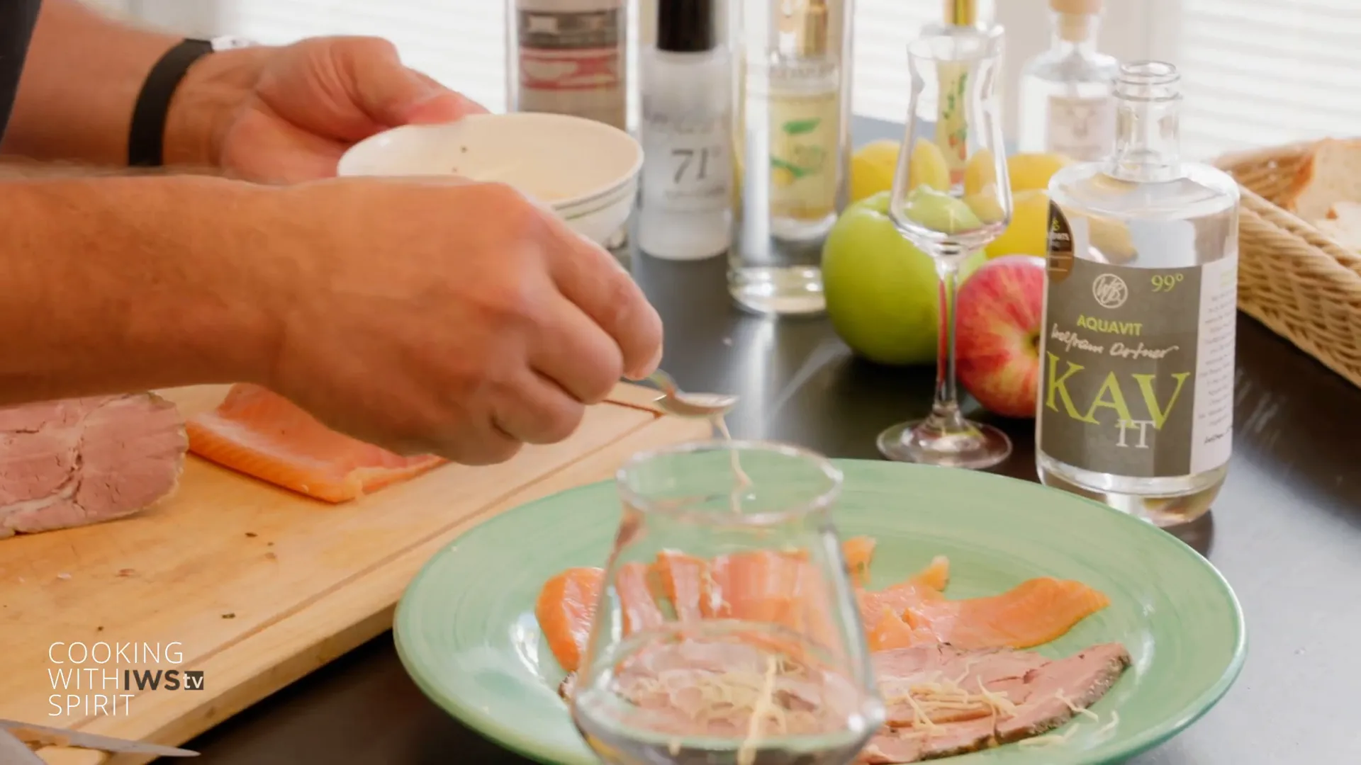 Aquavit und herbes Pils als perfekte Begleitung zum Essen