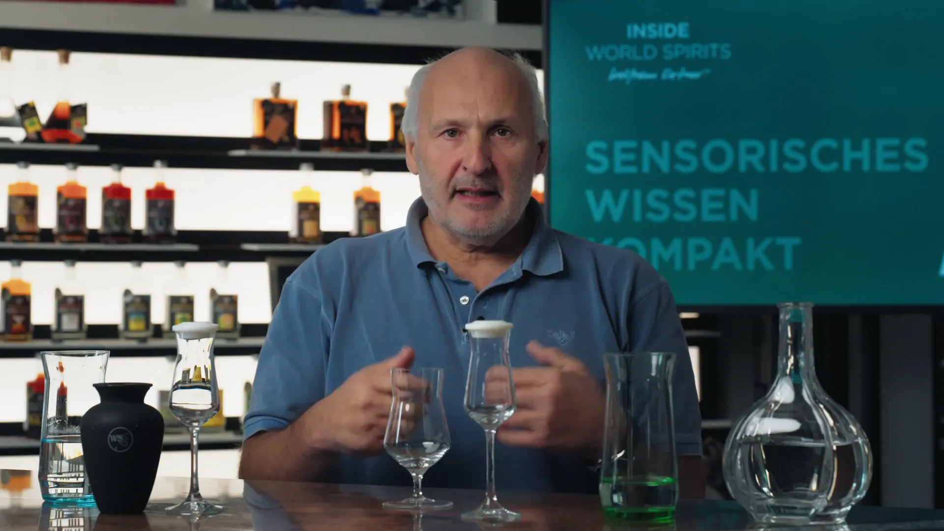 Grüne Aromen in Absinth durch Wermut und Isop