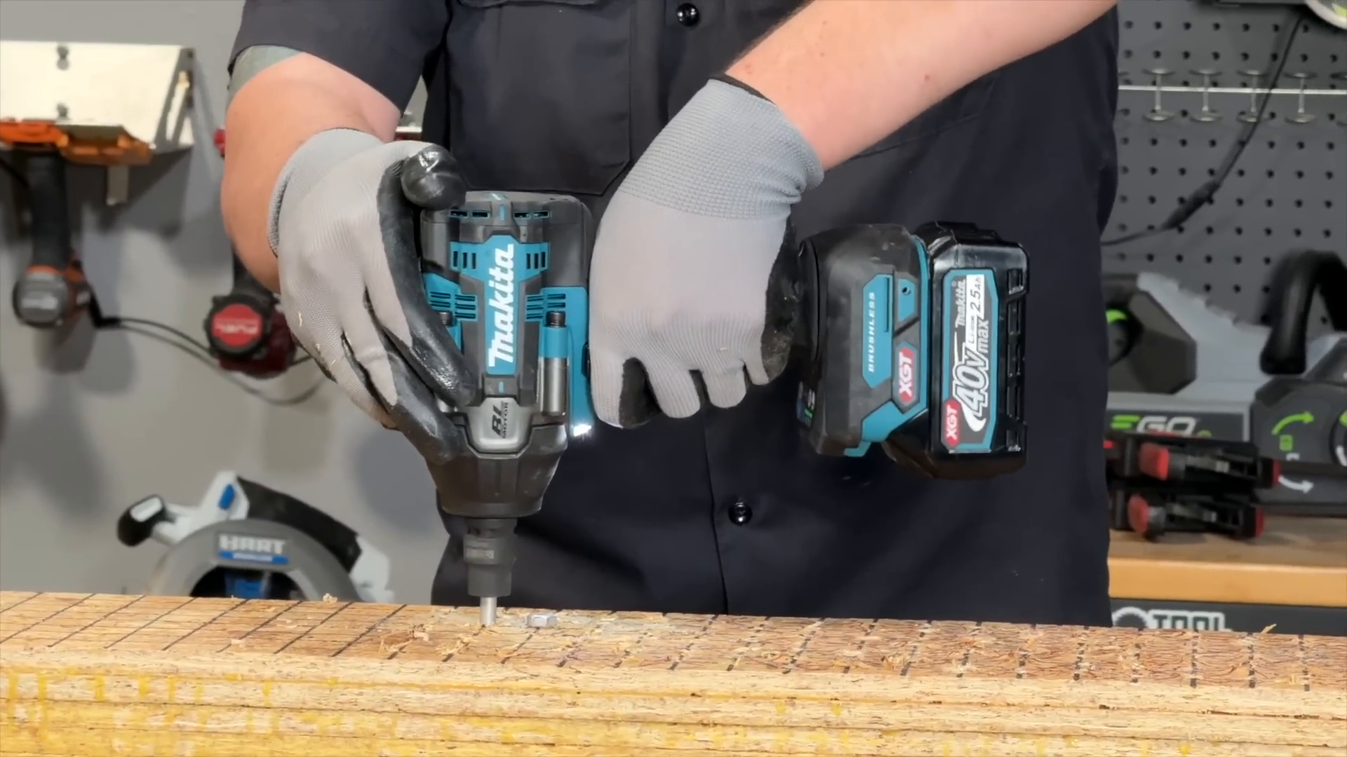 Makita XGT GWT07 Mid Torque Impact Wrench