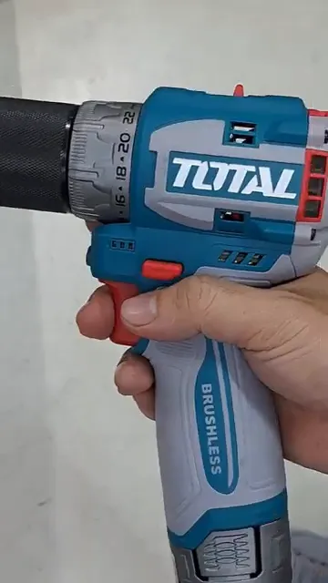 Máy khoan pin Total TDLI16682