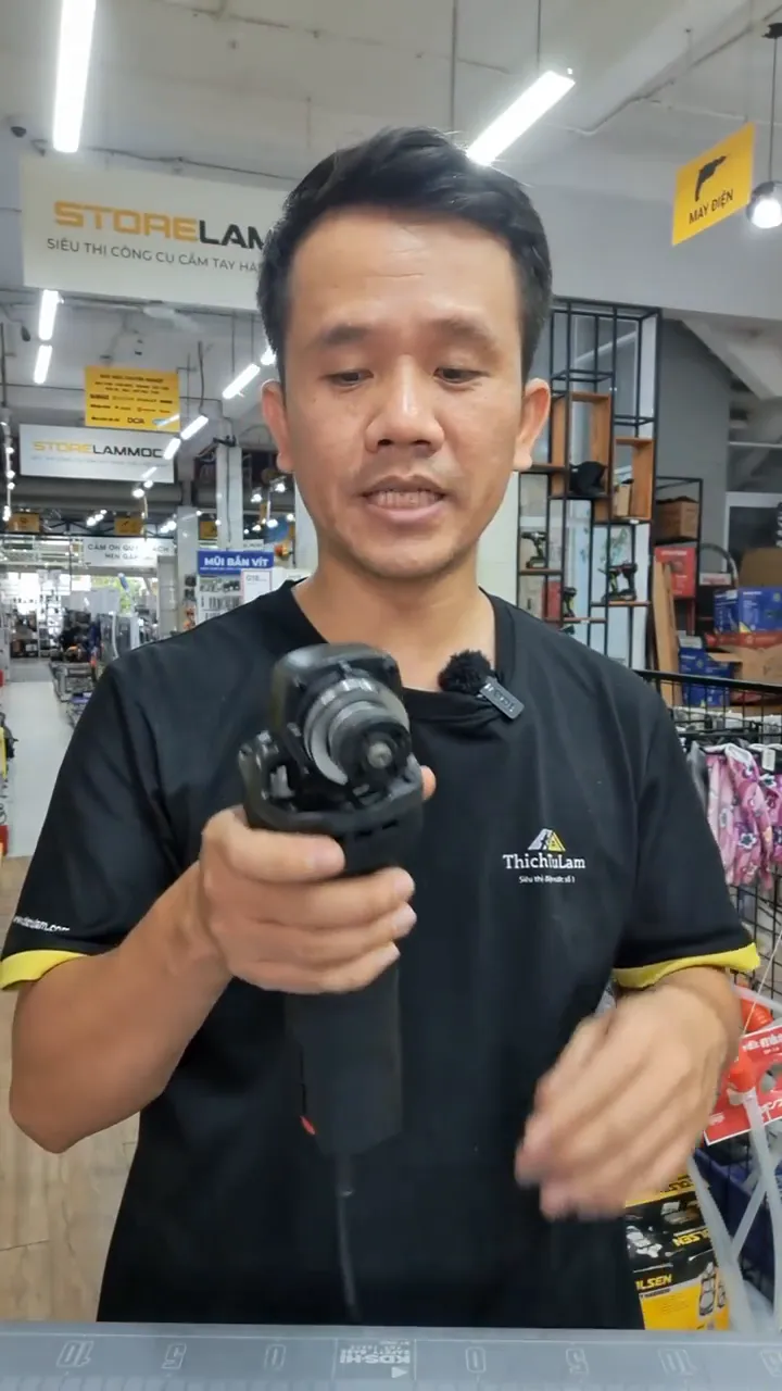 Tay cầm thiết kế chống trượt của máy mài góc Yamasu
