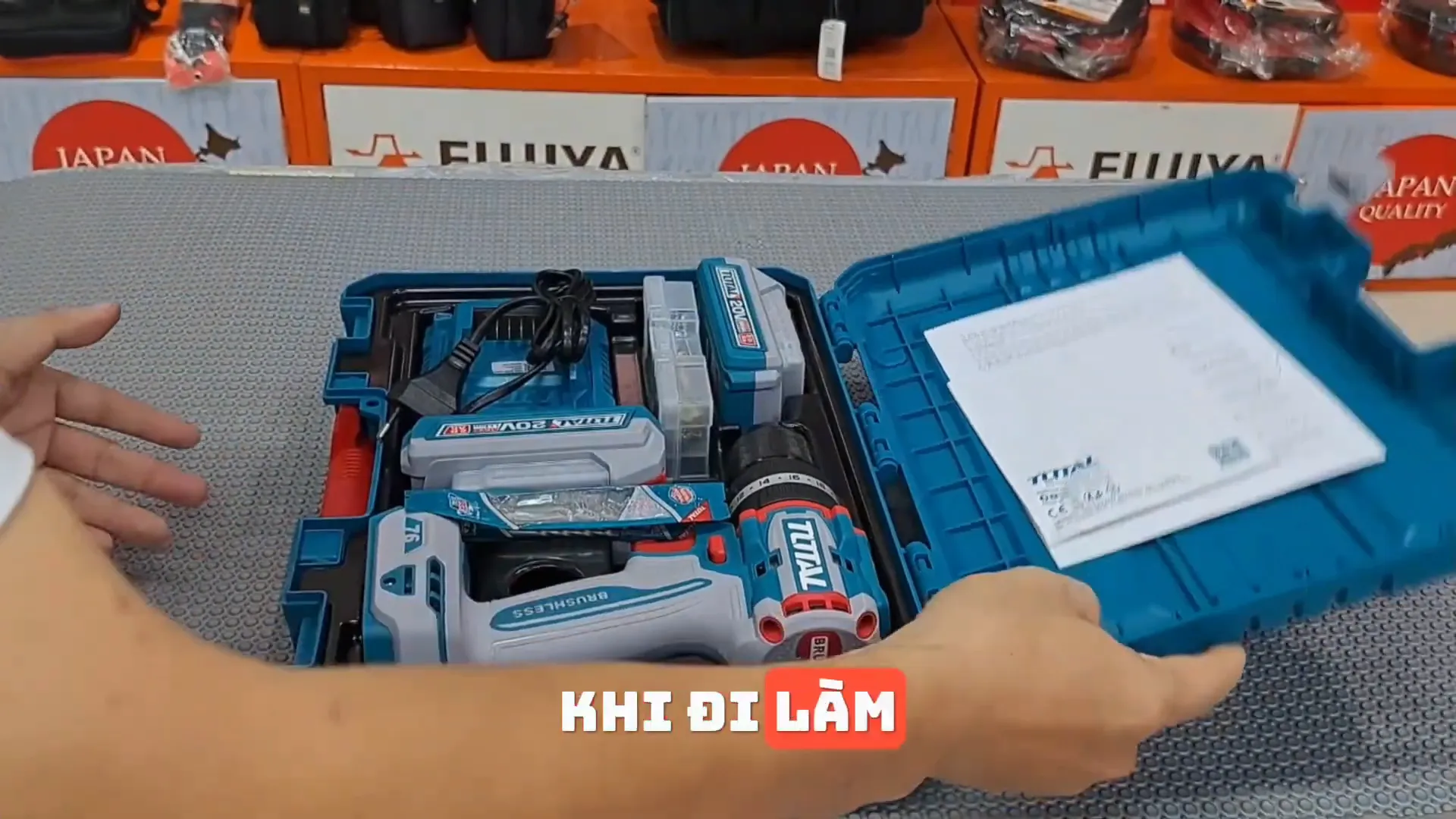Bộ mũi khoan đa dạng kèm theo máy Total 76Nm