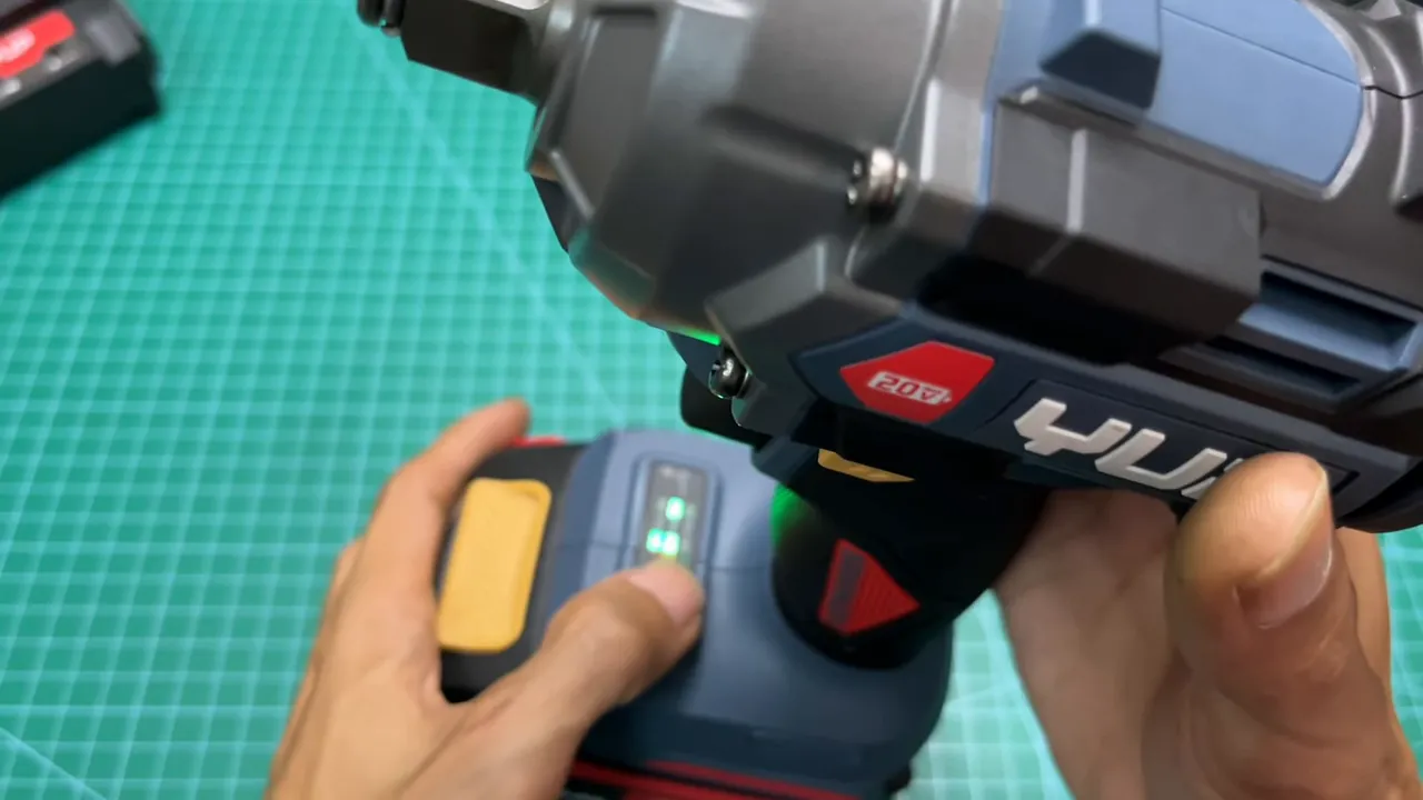 Bảng điều khiển, nút chỉnh lực 3 mức