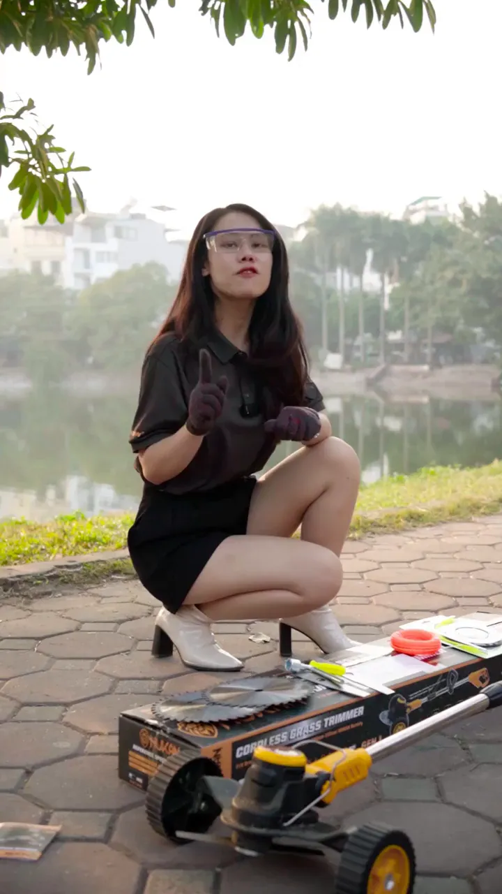Phụ kiện đi kèm của máy cắt cỏ Hukan