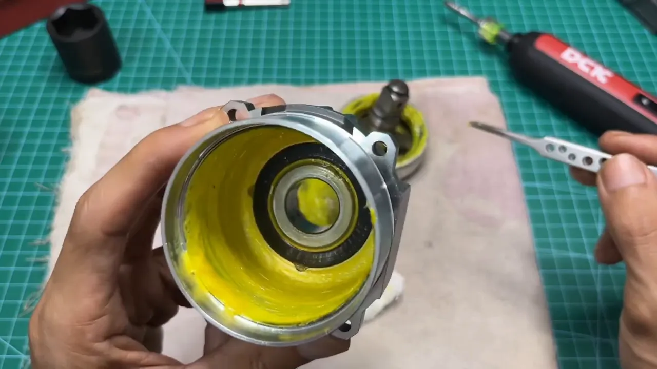 Vòng cao su chịu nhiệt trên chục tê