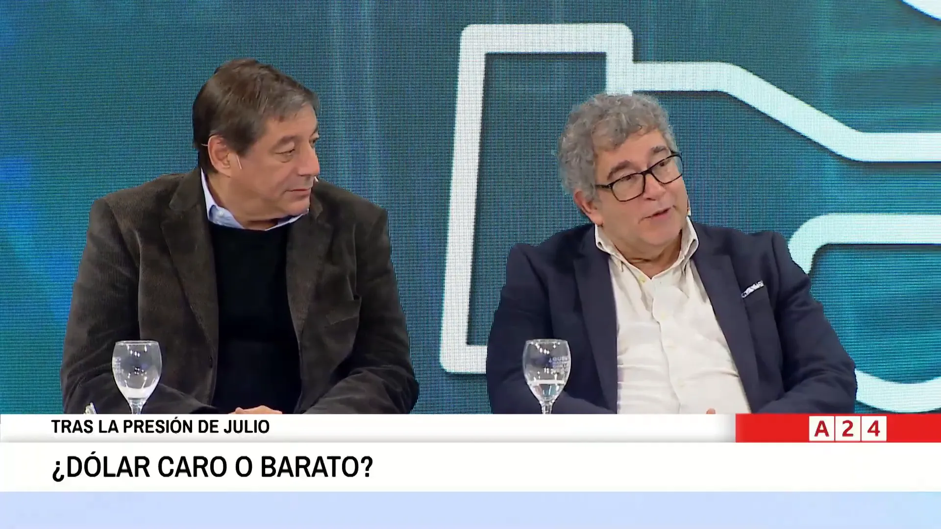 Jos Siaba Serrate explicando la poltica de bandas cambiarias