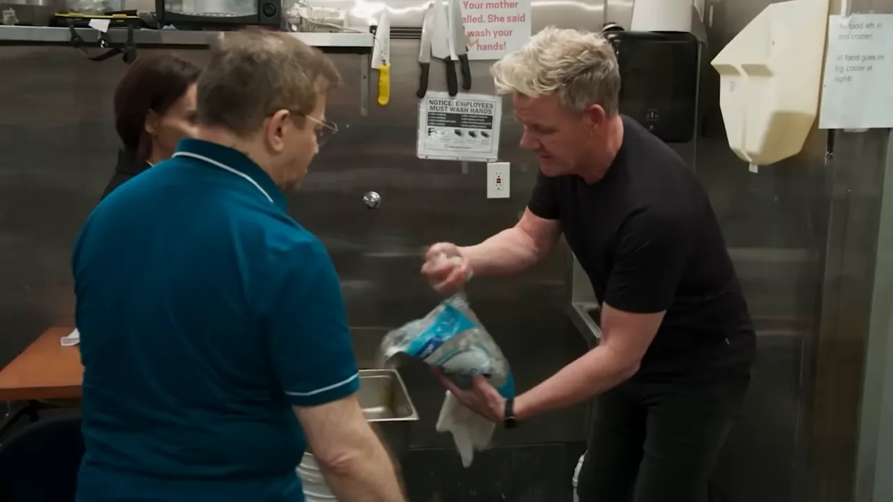 Chef finds black frying oil and defrosting shrimp in a sink