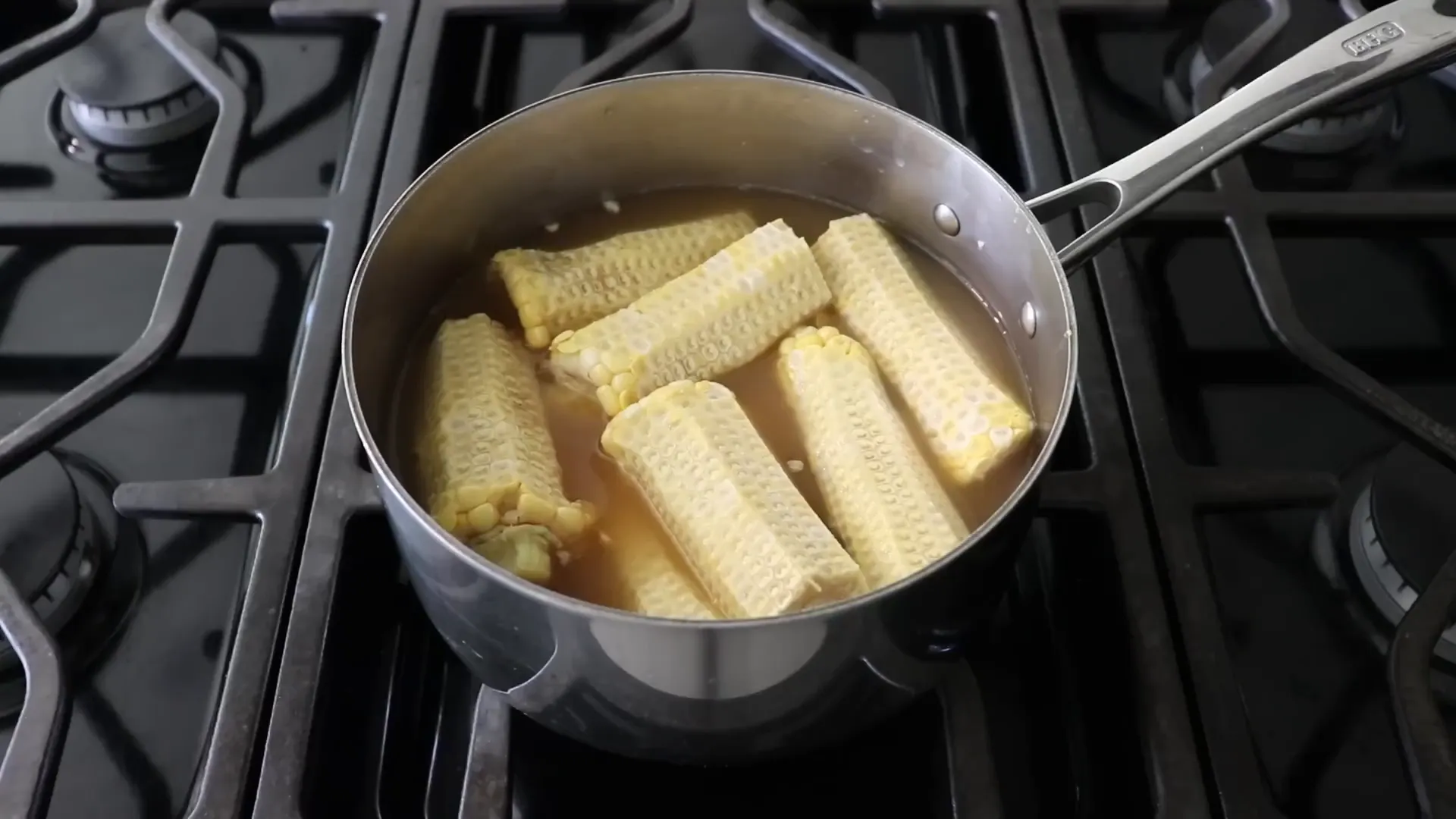 Fresh corn cobs and kernels ready for chowder