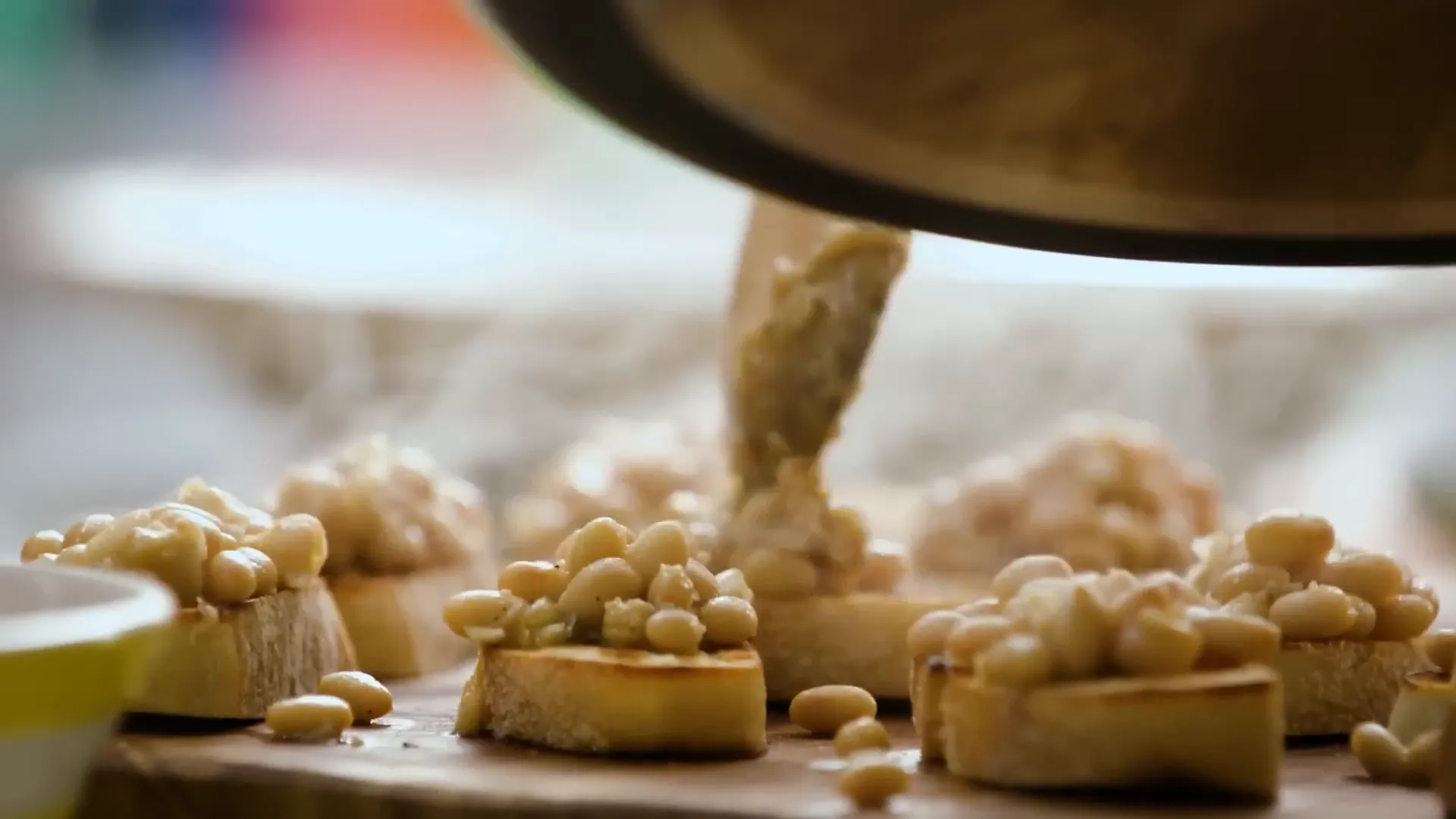 Creamy borlotti beans on garlic toasts