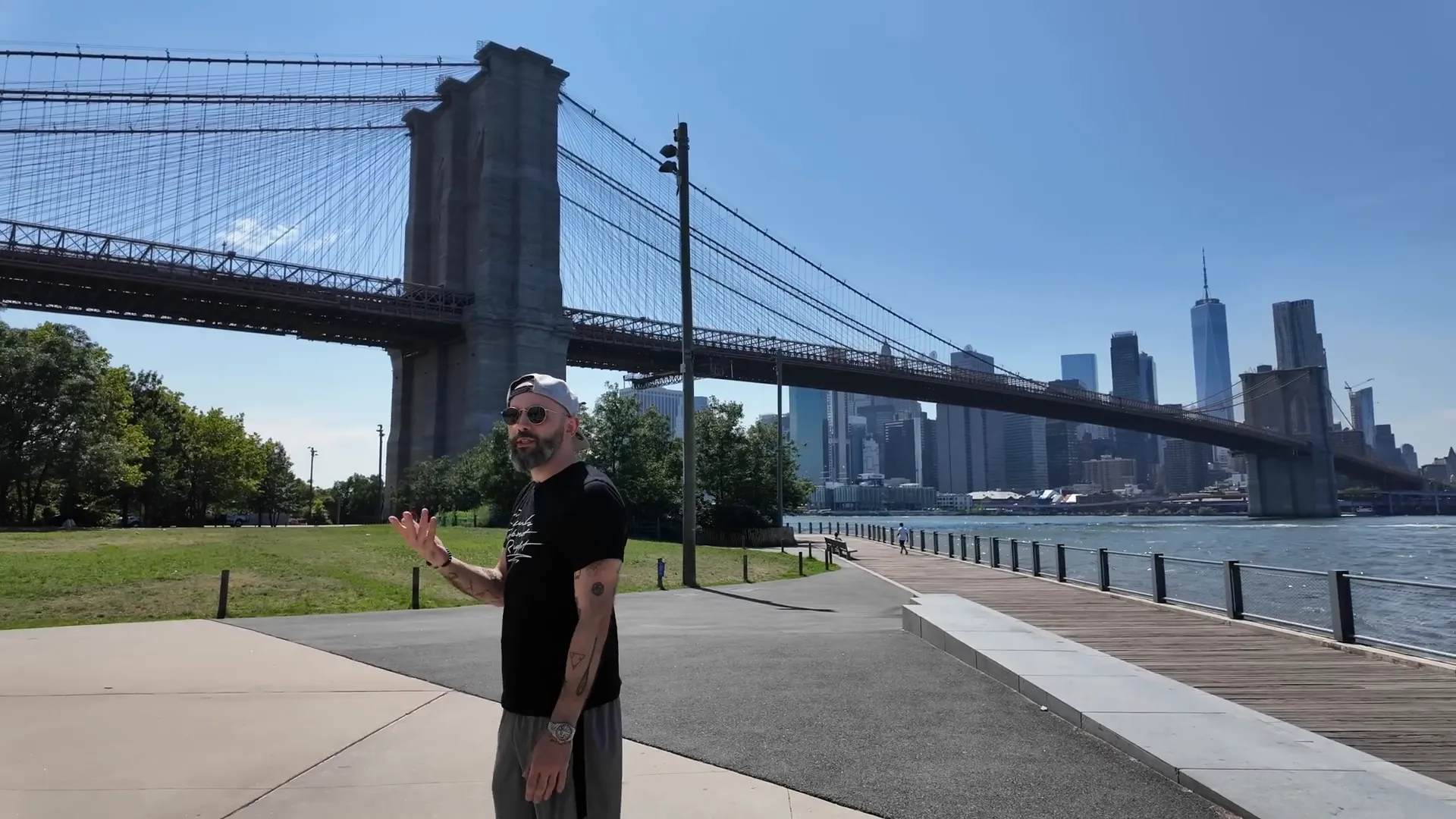 View of Brooklyn Bridge with pizza ranking intro