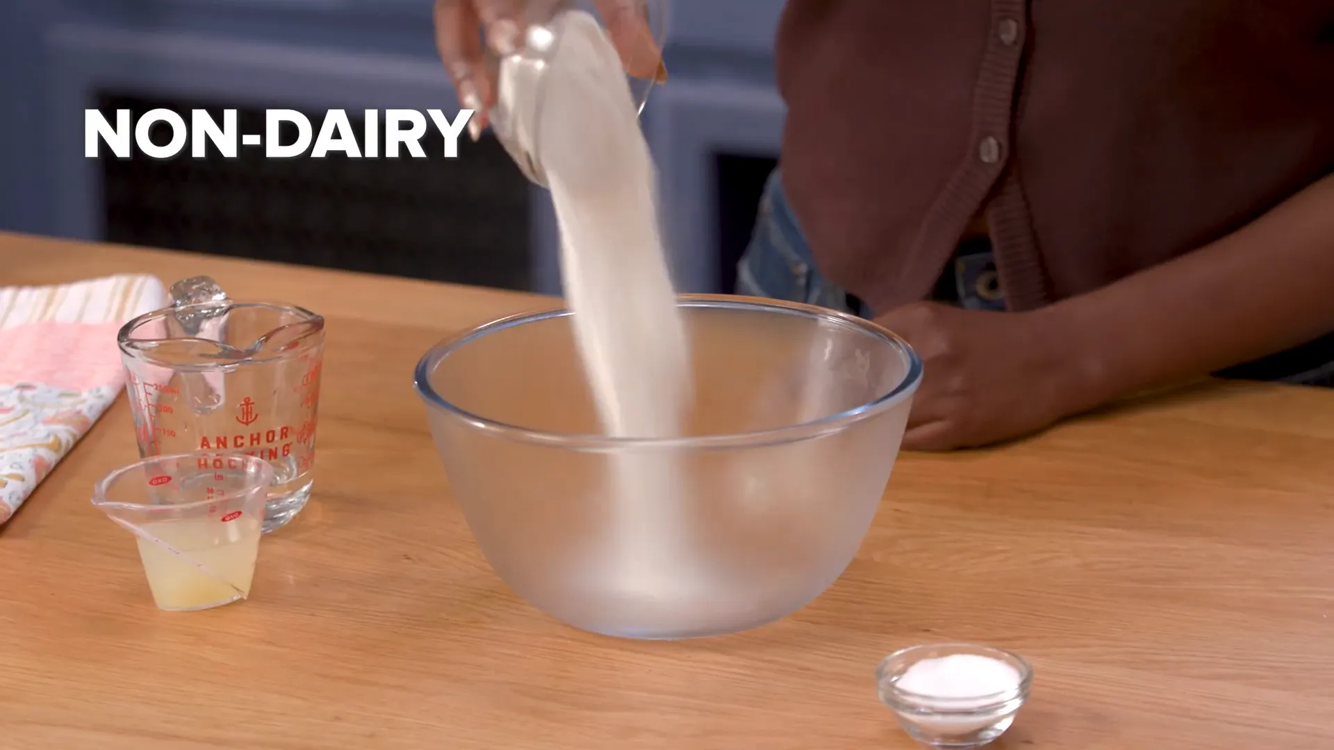 Non-dairy powdered creamer for tiramisu filling
