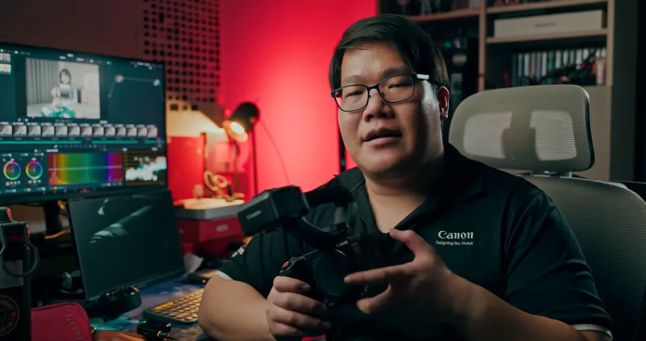 รีวิว Canon EOS C50 กล้อง Cinema ตัวเล็กที่ให้ 7K RAW Open Gate และ 4K 60p แบบไม่ครอป จนผมรู้สึกว่าแทบไม่ต้องการอะไรเพิ่มแล้ว 10 ผู้รีวิวถือกล้อง Canon EOS C50 สำหรับบทสรุปรีวิวในสตูดิโอ