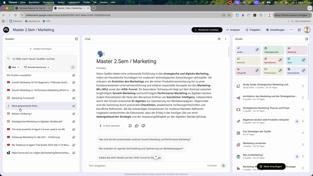 NotebookLM Benutzeroberfläche mit Quellenliste links, Chat in der Mitte und Studio‑Kacheln (Videoübersicht, Mindmap, Infografik) rechts