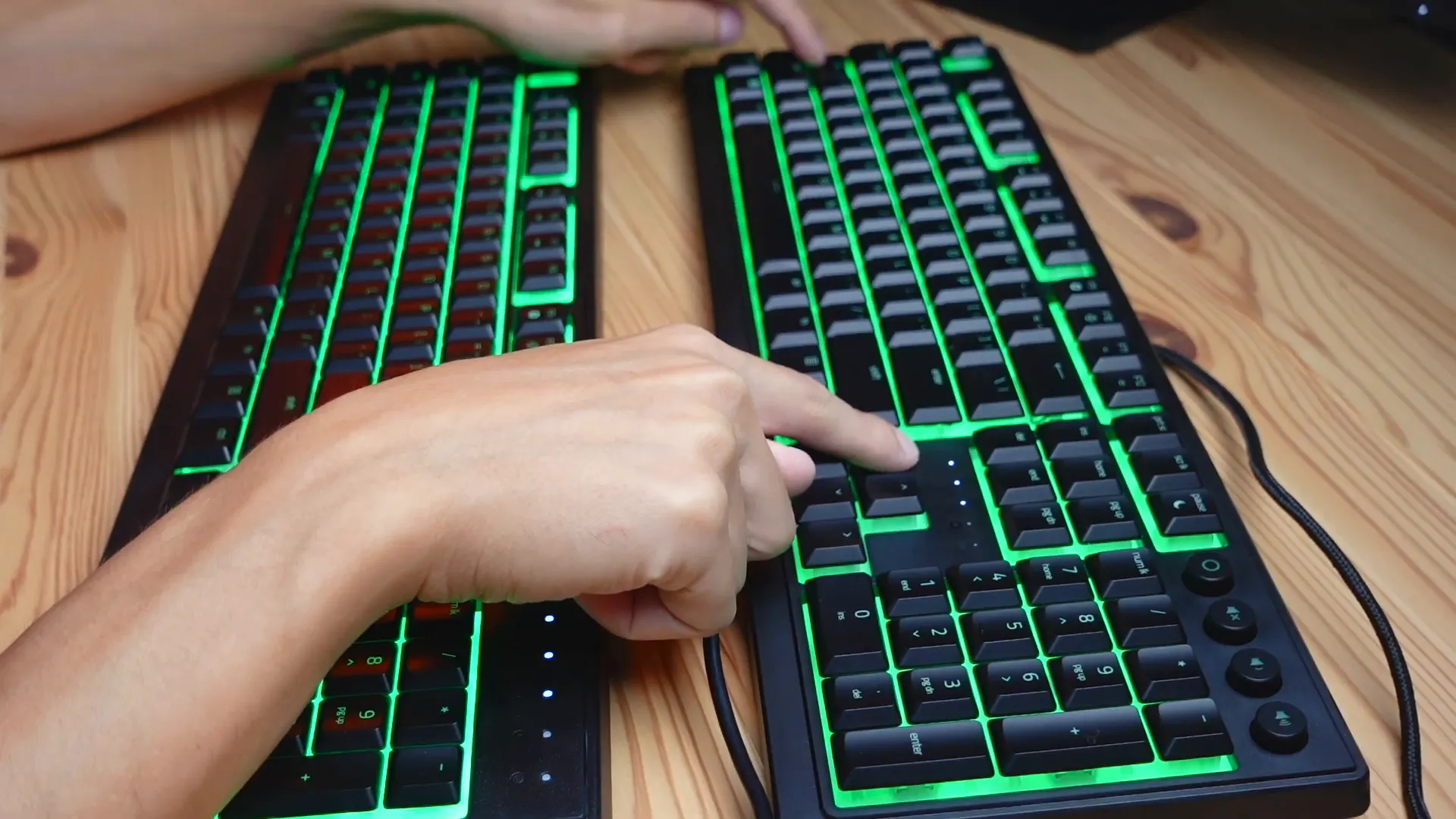 Indicator light position comparison between Razer Ornata V3 and V3 X