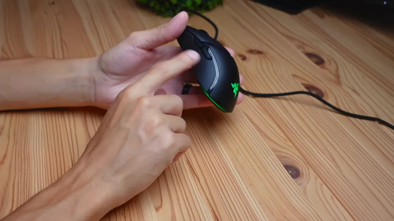 Close-up of glossy shell and matte palm rest