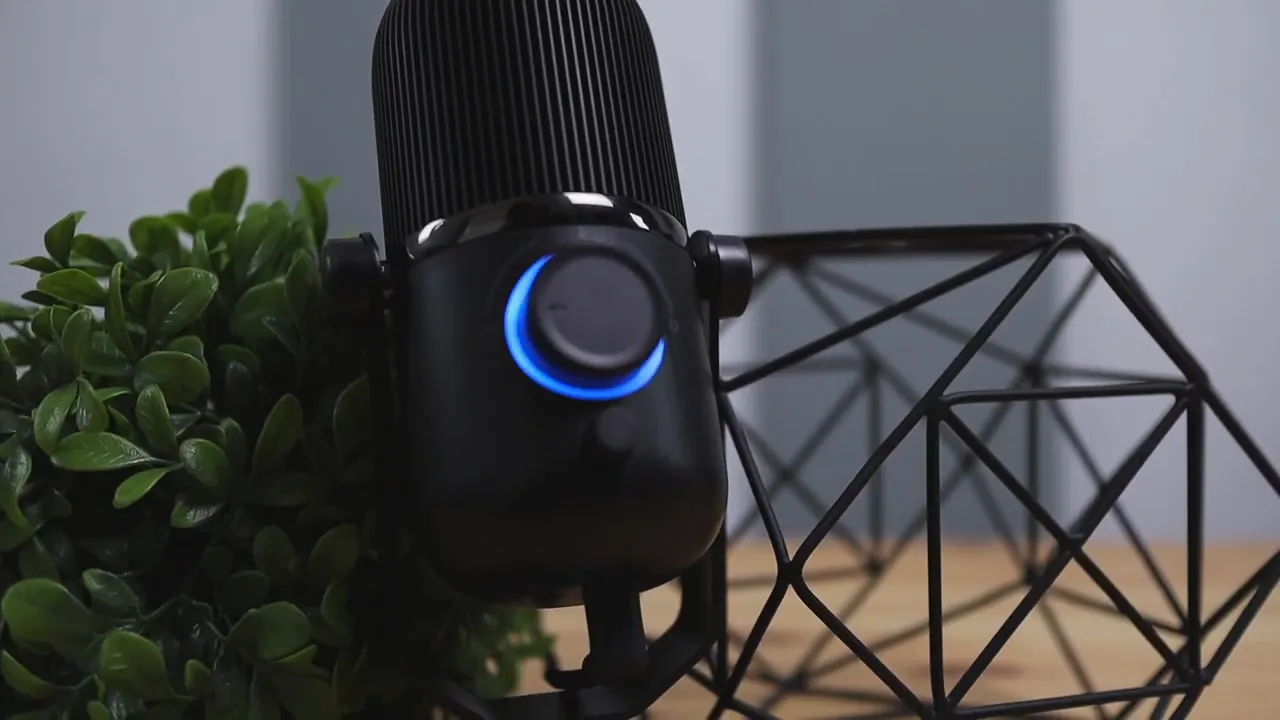 Thronmax MDrill Zero Plus microphone front angle showing matte finish and blue ring light