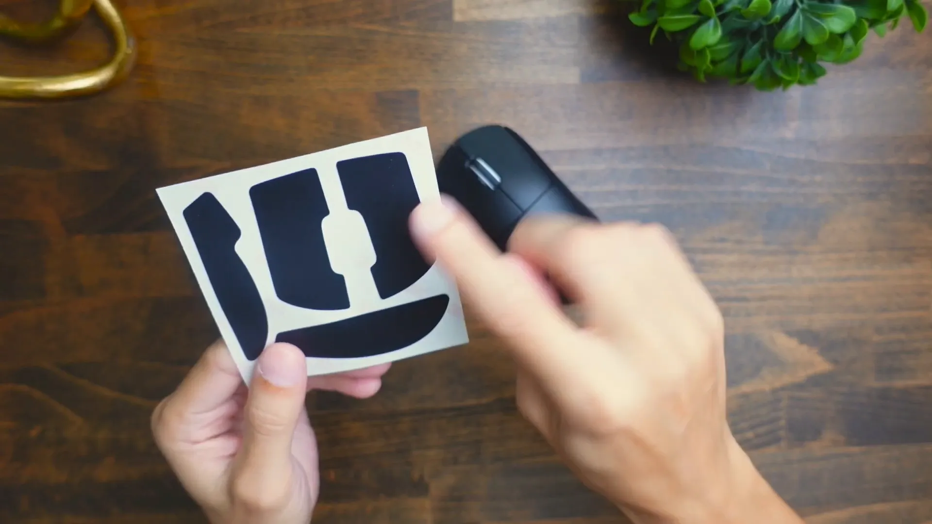 Showing the build quality and included grips of the Logitech G PRO X Superlight 2