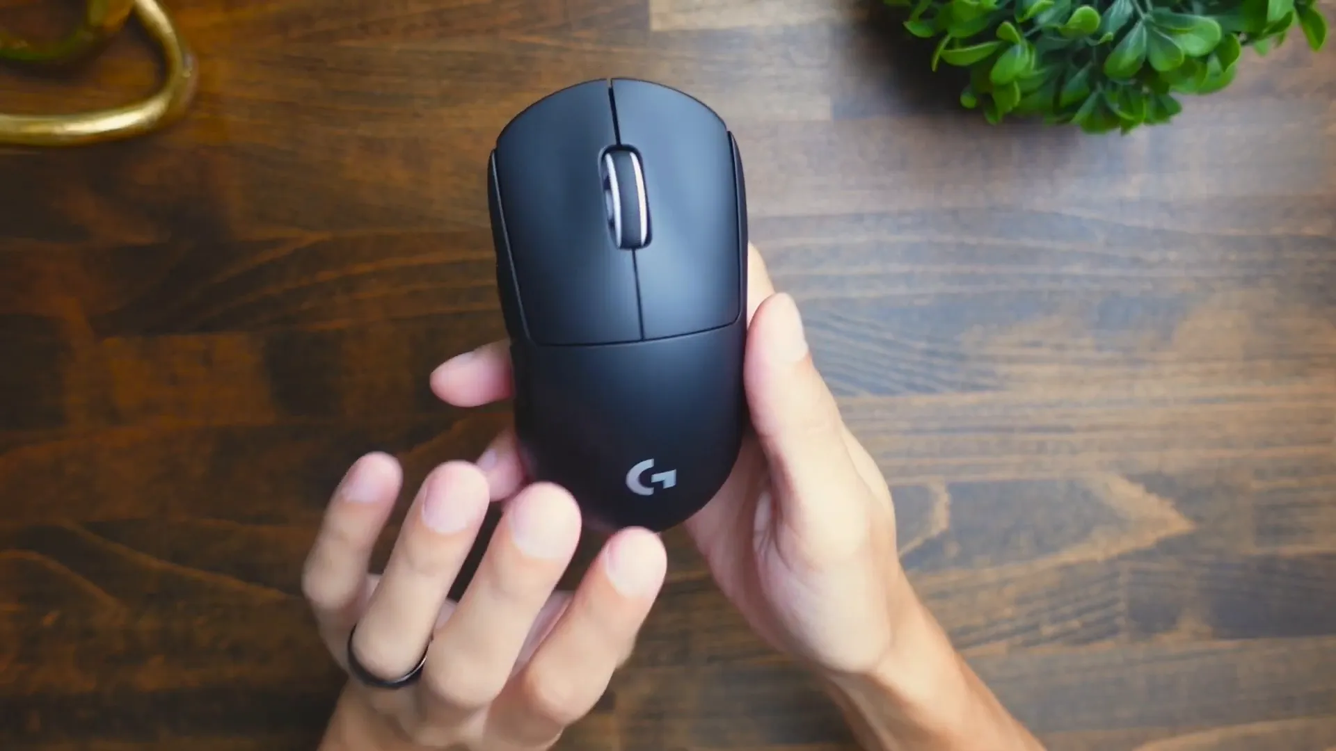 Unboxing the Logitech G PRO X Superlight 2 Mouse