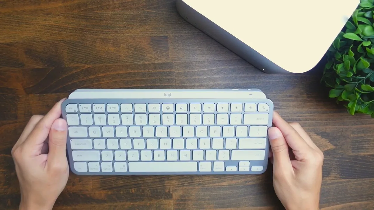 Logitech keyboards in different sizes and colors